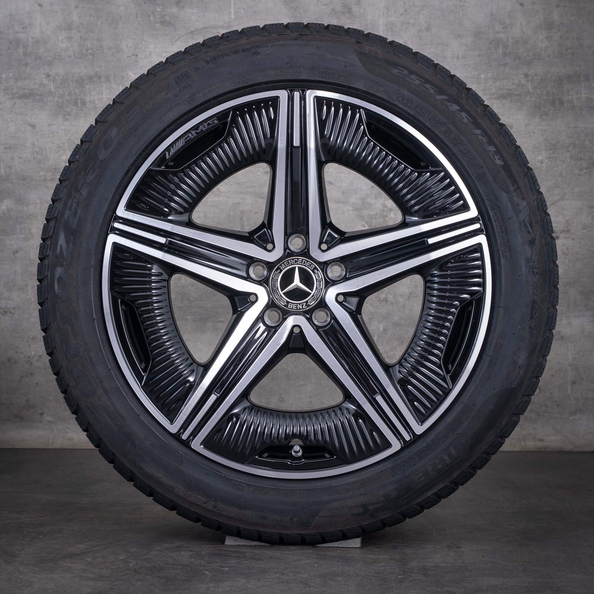 OEM Mercedes-Benz EQE AMG 19inch V295 winter wheels A2954012200 Aulfelgen black diamond cut
