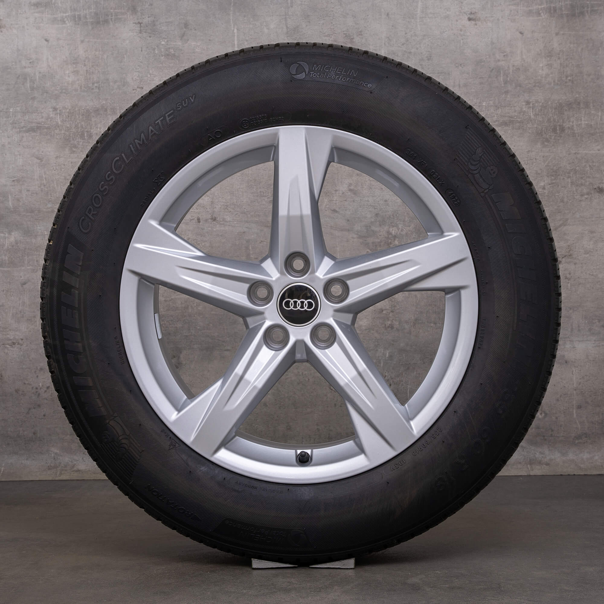 OEM Audi Q5 winter wheels 18 inch FY rims 80A601025BE silver
