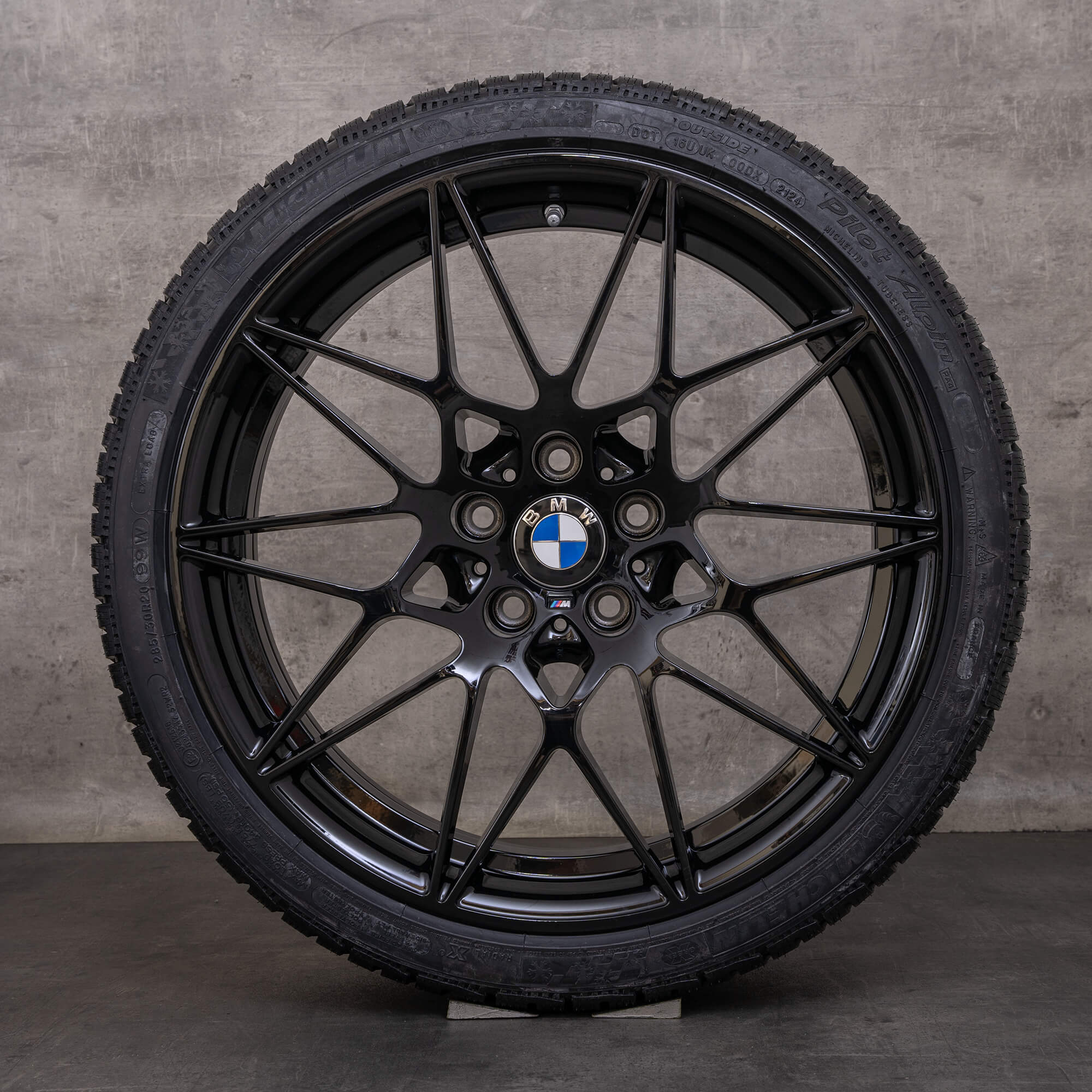 Original BMW M3 M4 Winterräder 20 Zoll F80 F82 F83 Felgen 8090194 8090195 Styling 666 M schwarz glanz