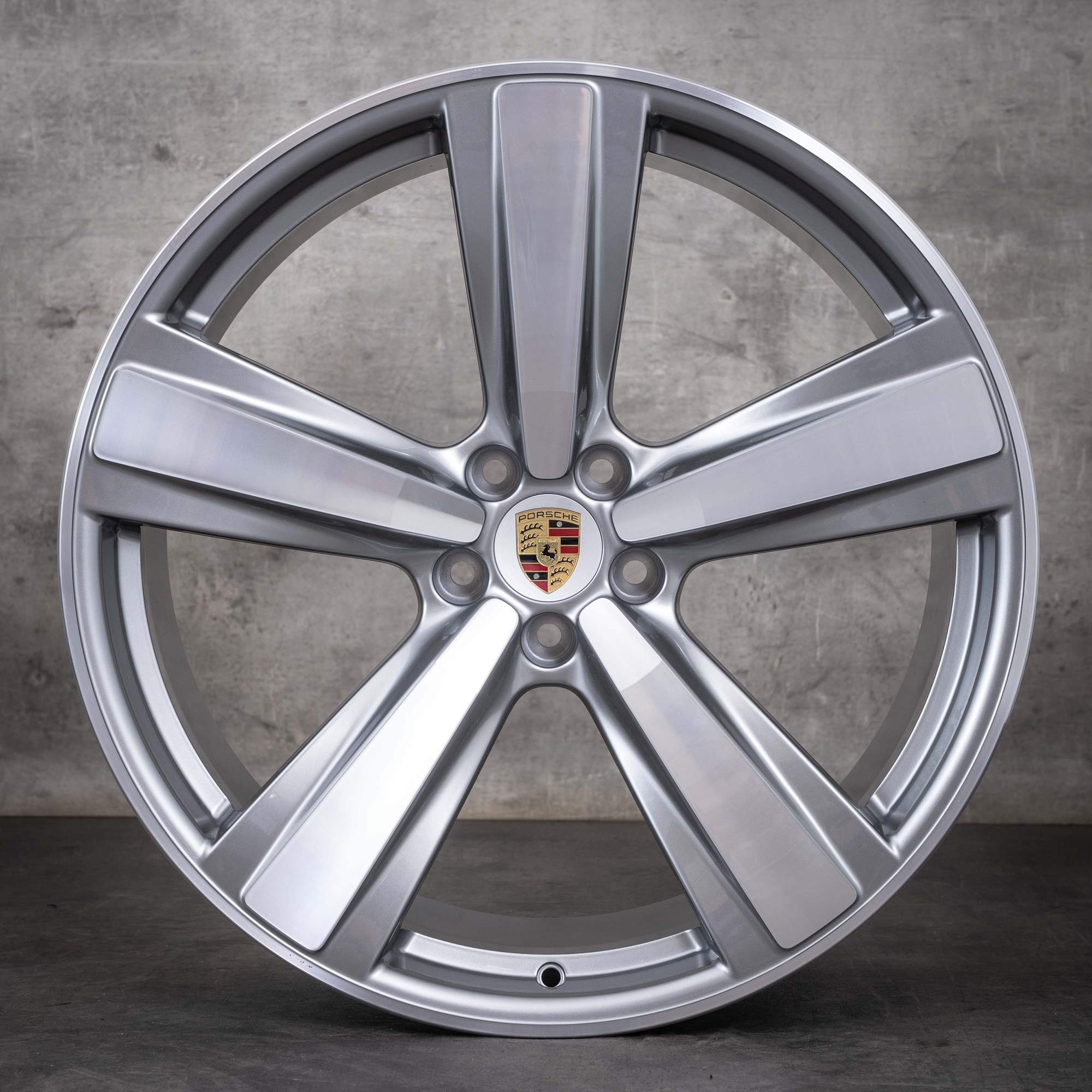 Original Porsche Macan III Felgen 21 Zoll Exclusive Design Sport  95B601025FE 95B601025FF platinsilber glanzgedreht NEU