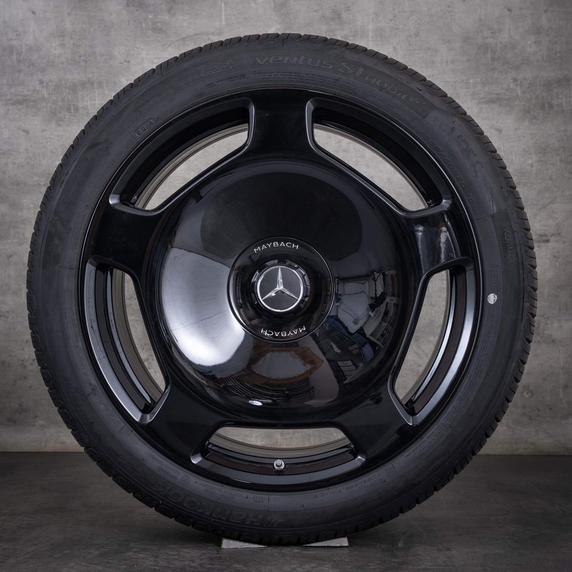 Alkuperäiset Maybach S-sarjan vanteet 20 tuuman W223 V223 X223 all season renkaat A2234014200 musta kiiltävästi.