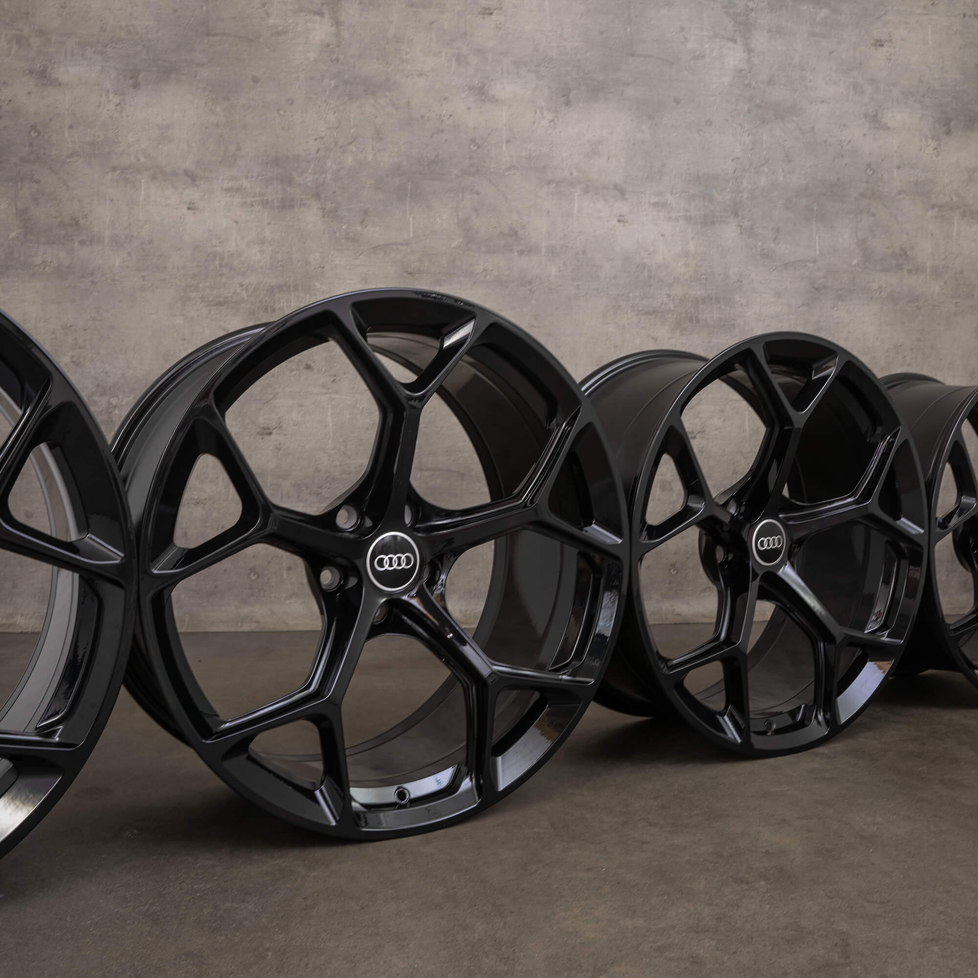 Orignal Audi RS4 B9 RS5 F5 20 Zoll Felgen 8W0601025JA 2015-20** schwarz glanz