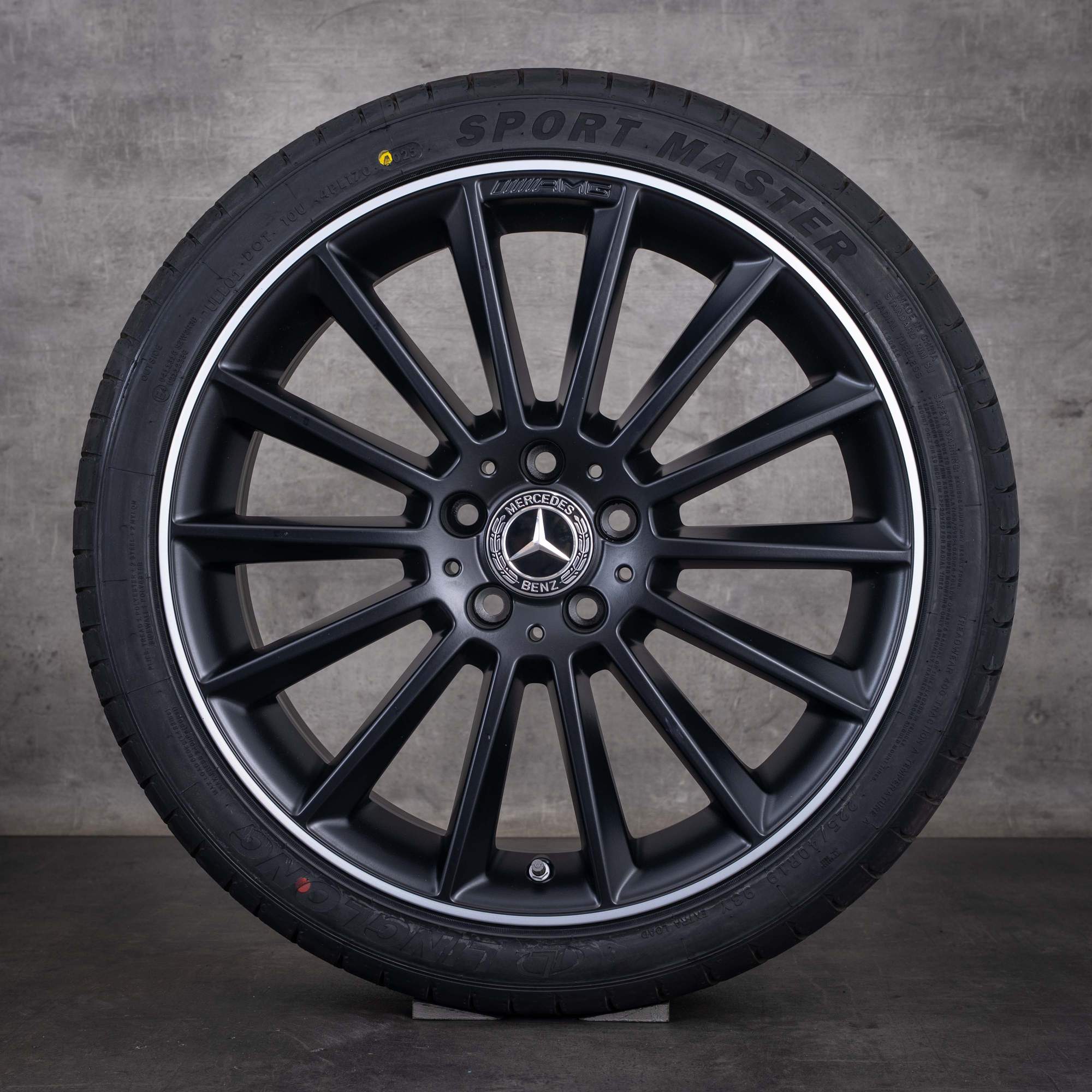 Jante originale Mercedes-Benz Clasa A B Klasse CLA pentru anvelope de iarnă 19 inci W177 V177 W247 C118 X118 cod A1774011600 negru mat jante diamantate NOI