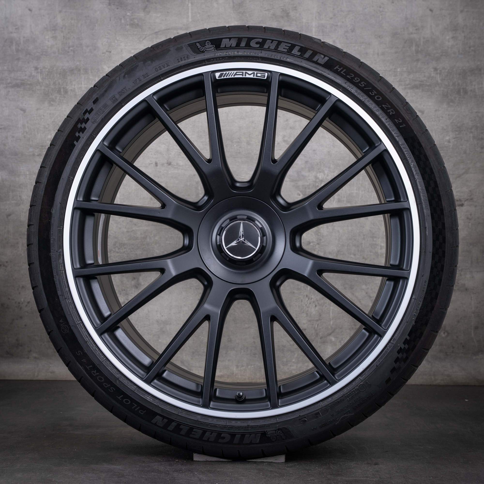 Original Mercedes Benz E-Klasse E53 Hybrid AMG Felgen 21 Zoll W214 S214 Sommerräder A2144011300 A2144011400 schwarz matt glanzgedreht