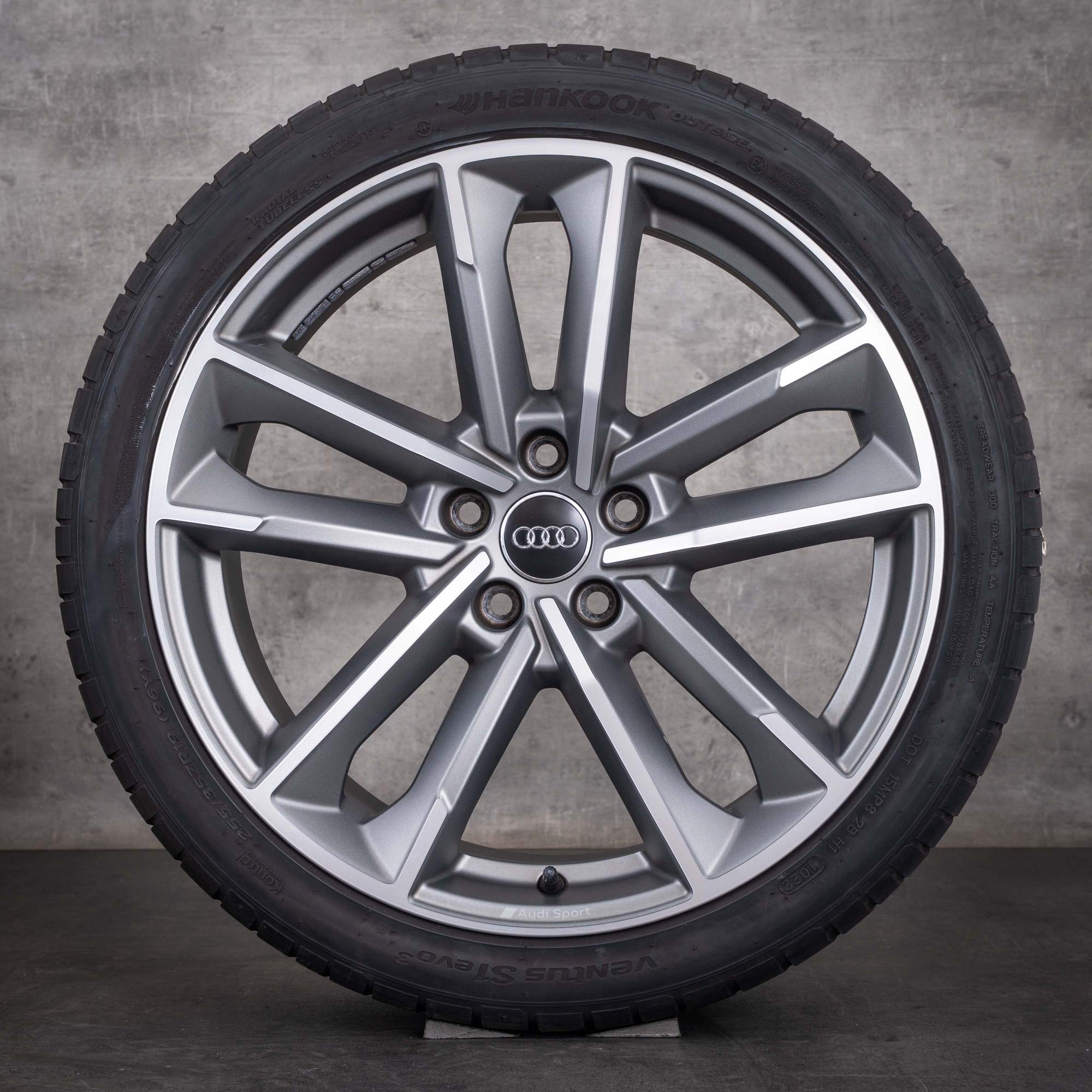 Original Audi A5 S5 Felgen 19 Zoll 8W B9 F5 Sommerräder 8W0601025DC titan matt front glanzgedreht - Rad 4 von 4