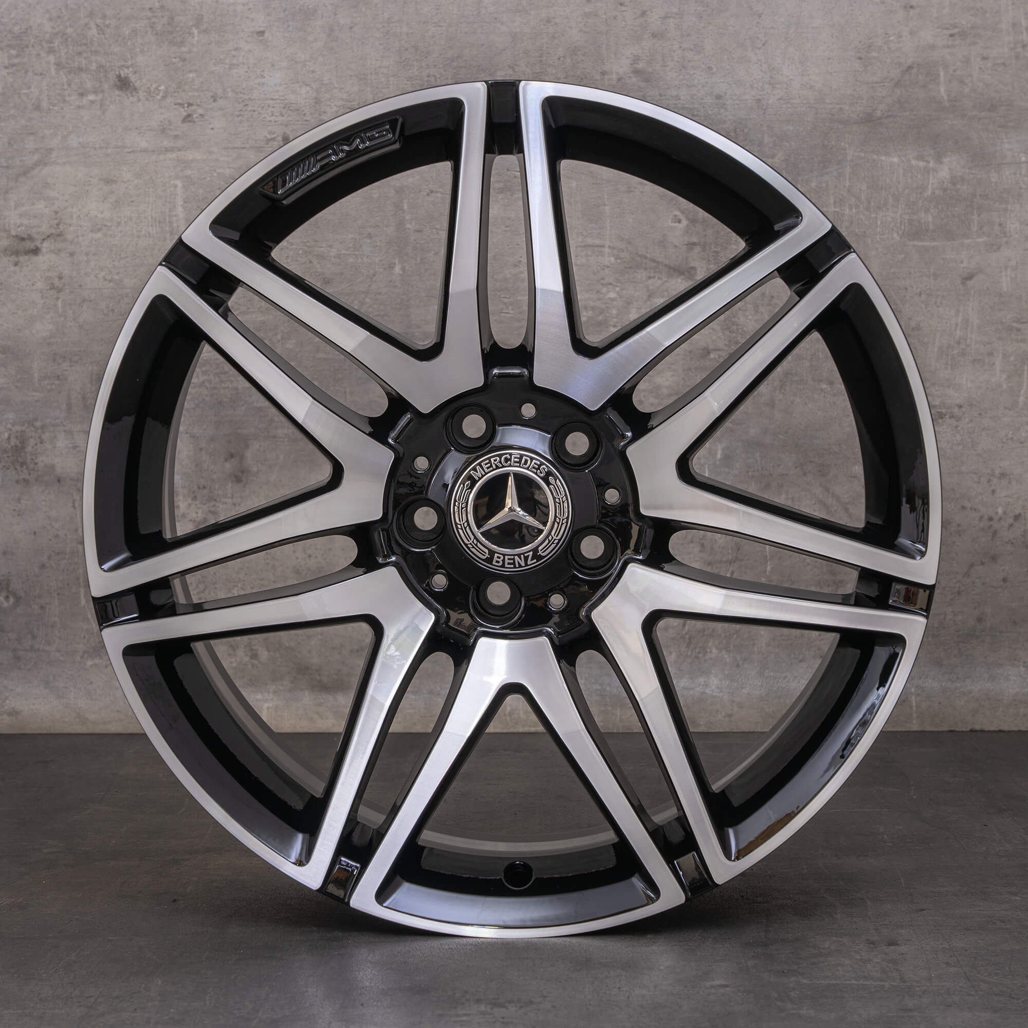 Orijinal E-Serisi AMG jantlar 19 inç C207 A207 A2124014702 siyah yüksek parlaklıkta tornalanmış