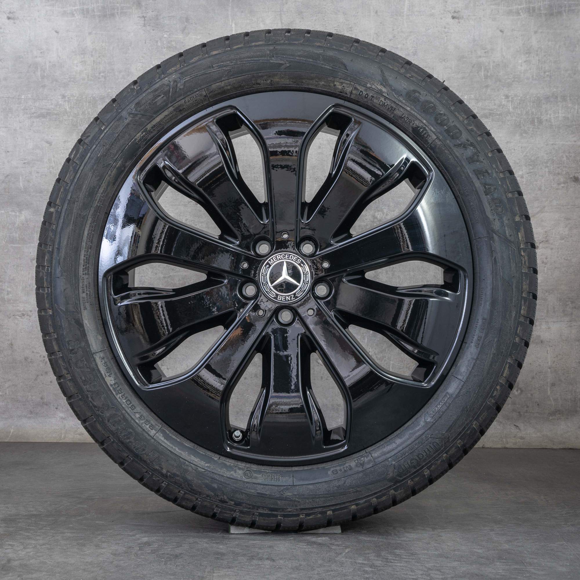 Oryginalne koła zimowe Mercedes Benz EQC 20 cali felgi N293 A2934010300 A2934010500 czarne błyszczące