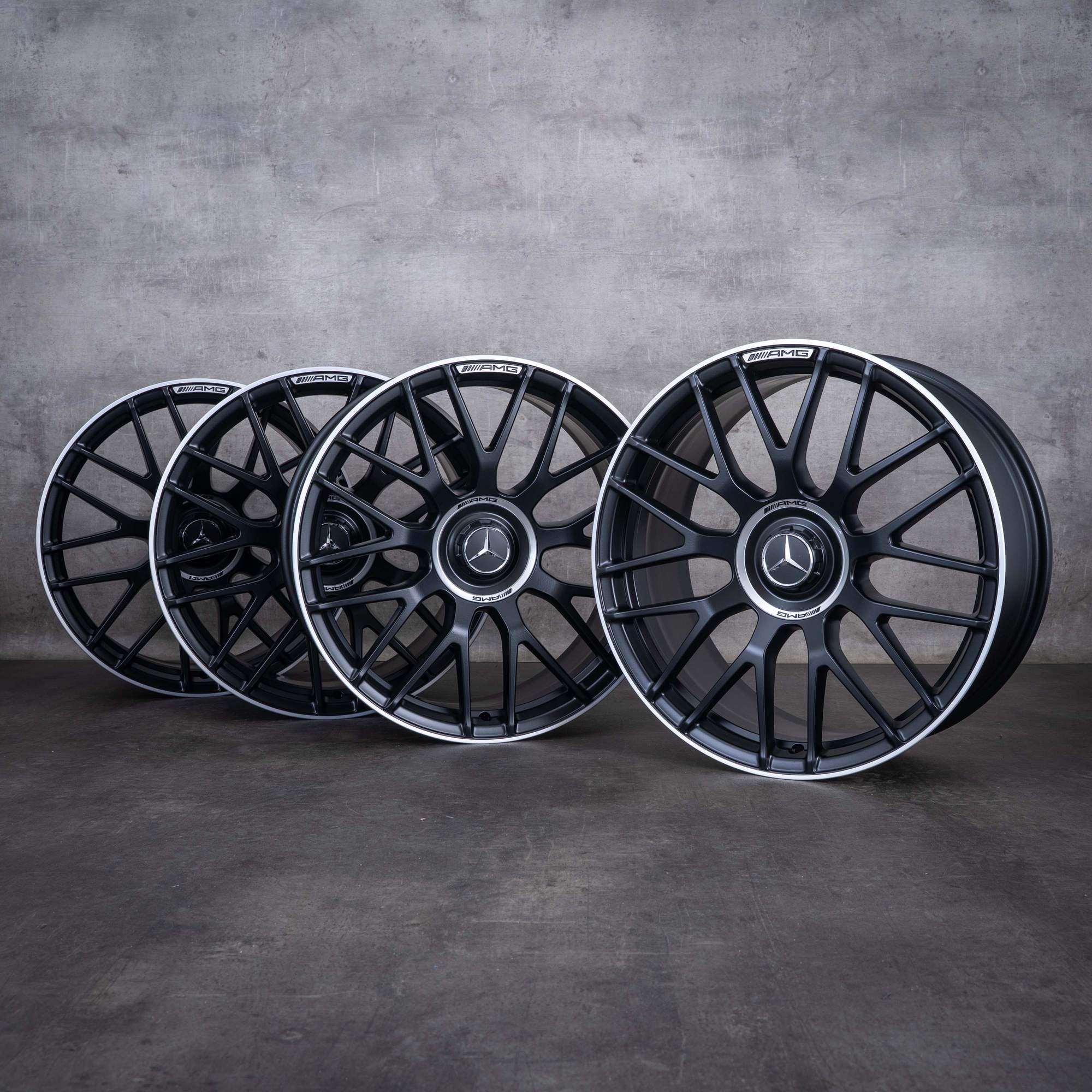 Jante originale Mercedes-Benz Clasa C C63 & S AMG de 19 inci W205 S205 A2054011700 A2054011800 negru mat diamantate NOI