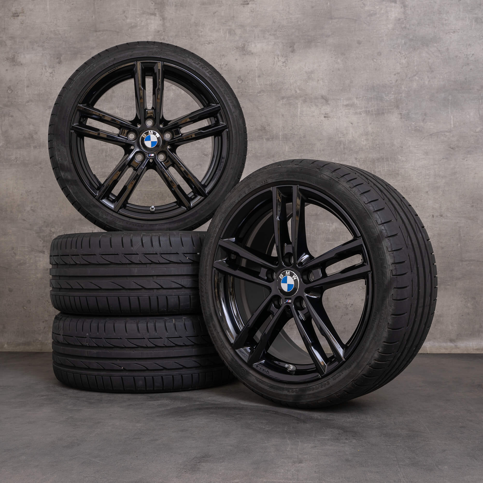 Originální alu kola BMW řady 1 2 18 palců F20 F21 F22 F23 letni styling 719 M 8074185 8074186 černá lesklá