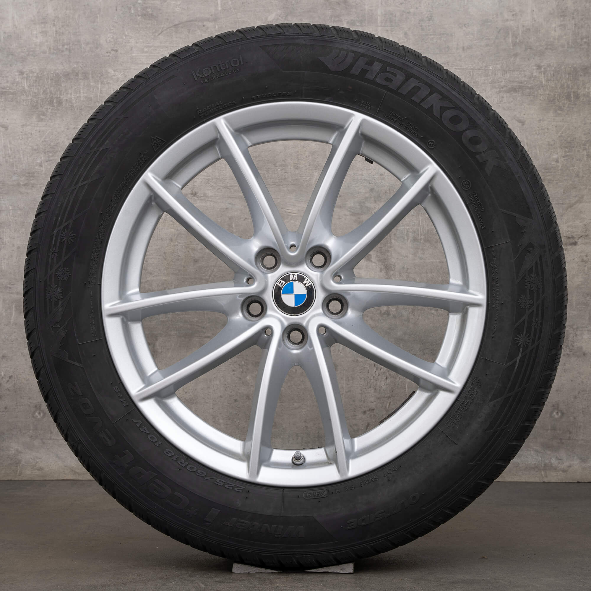 BMW X3 G01 X4 G02 vinterhjul 18 tums fälgar 618 vinterdäck 6880047 silver
