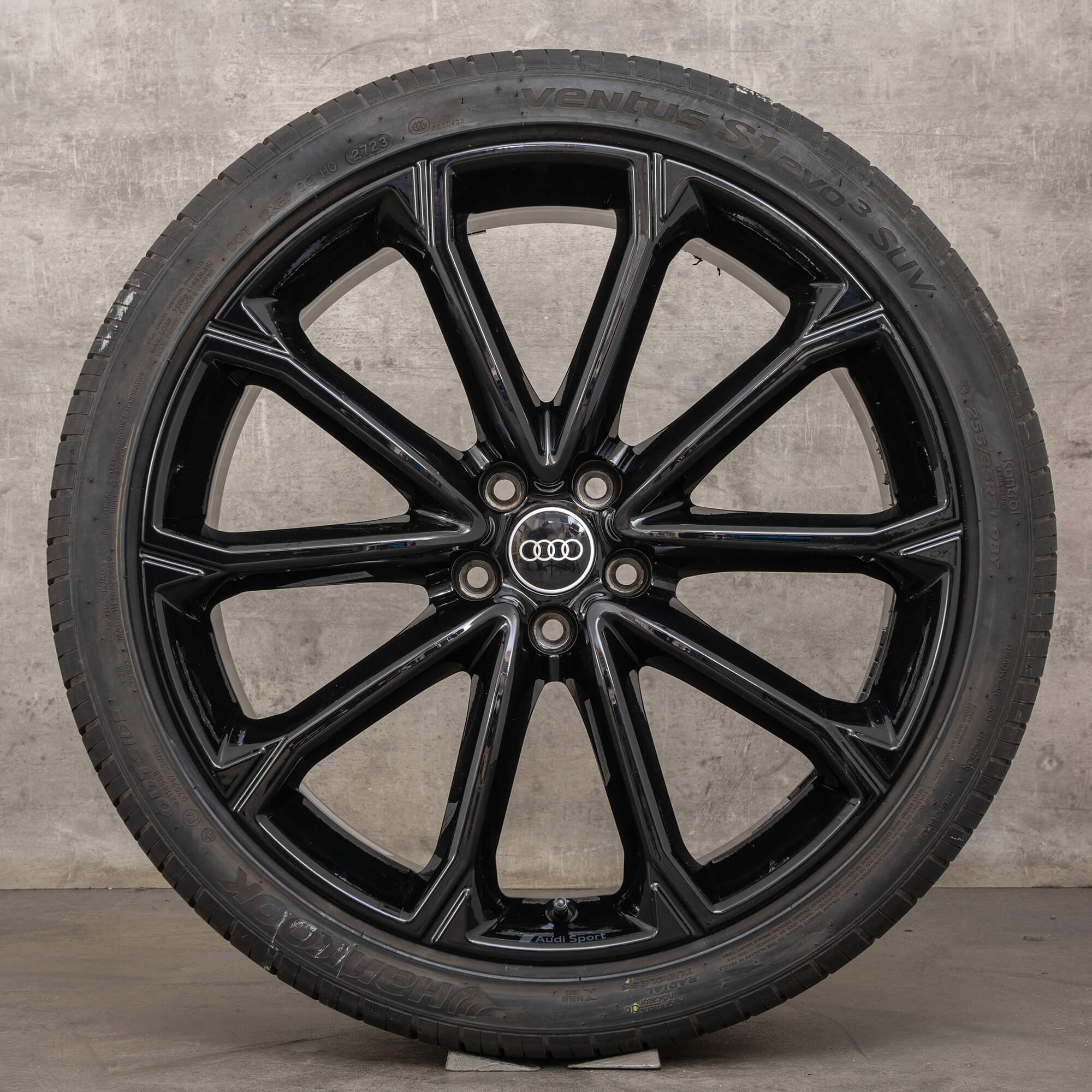 Originele Audi RSQ3 velgen 21 inch F3 zomerwielen 83A601025AG Polygon zomerbanden zwart