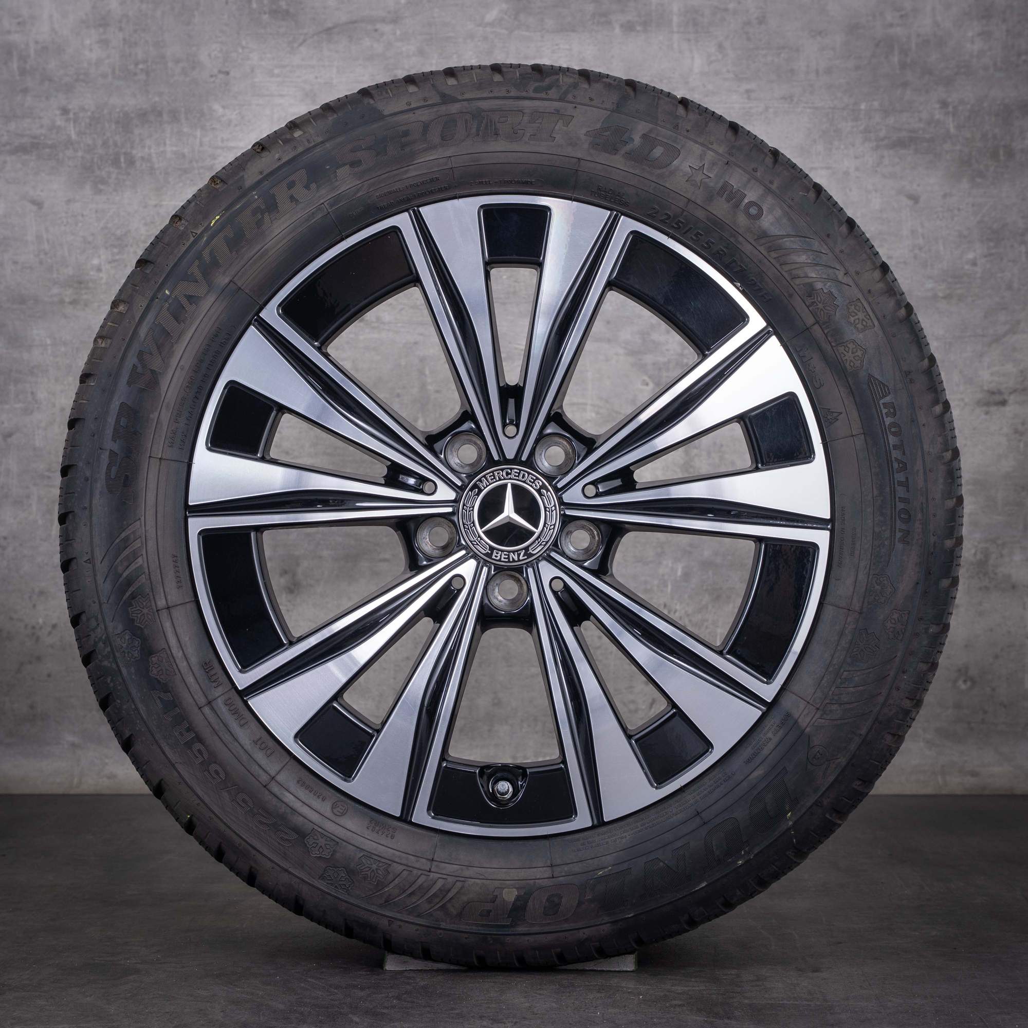 Oryginalne koła zimowe do Mercedesa Benz Klasy C 17 cali felgi All-Terrain X206 nr kat. A2064013900 czarne z efektem diamond cut