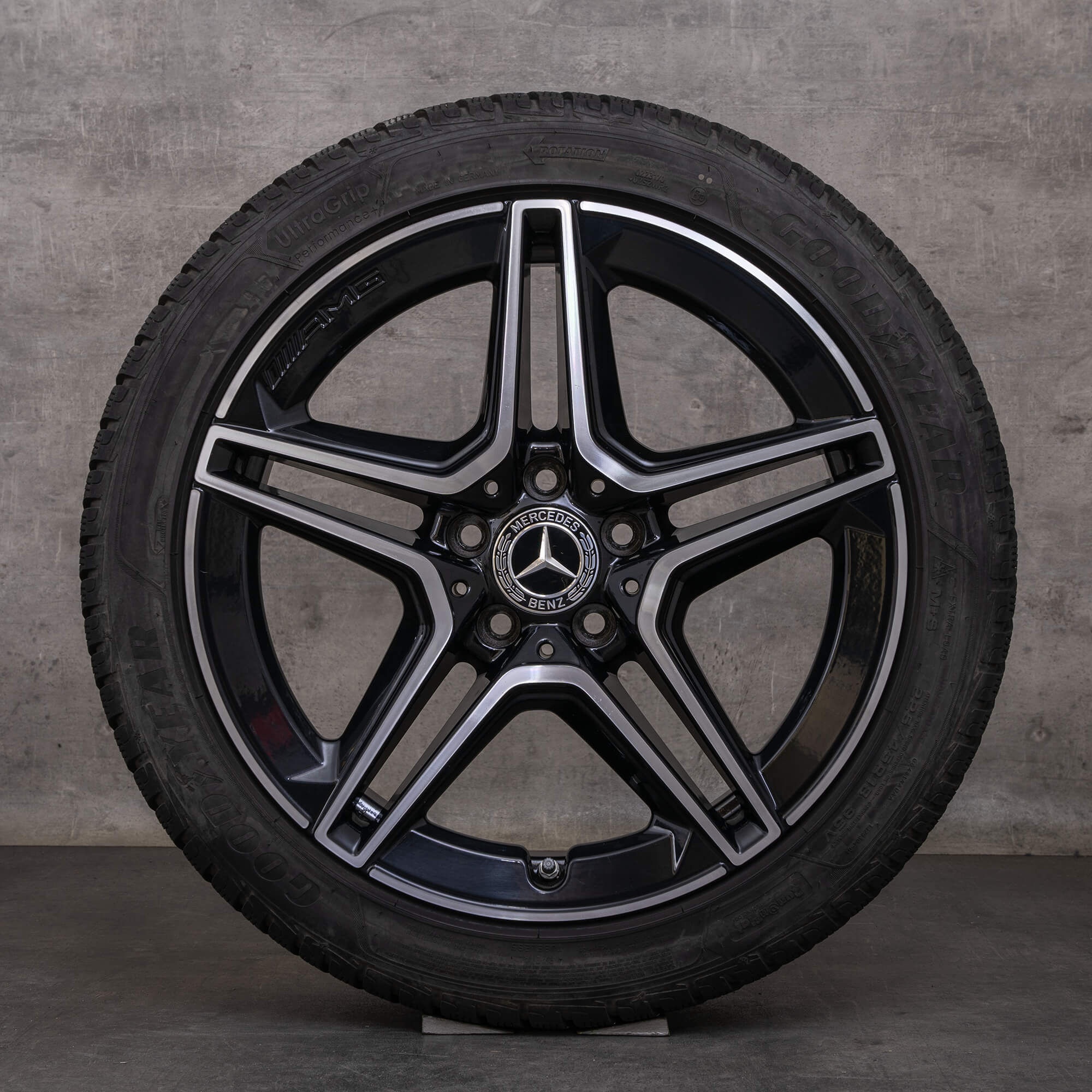Originales Mercedes Benz Clase C AMG ruedas de invierno 18 pulgadas W205 S205 C205 A205 llantas A2054019500 negro brillante torneado