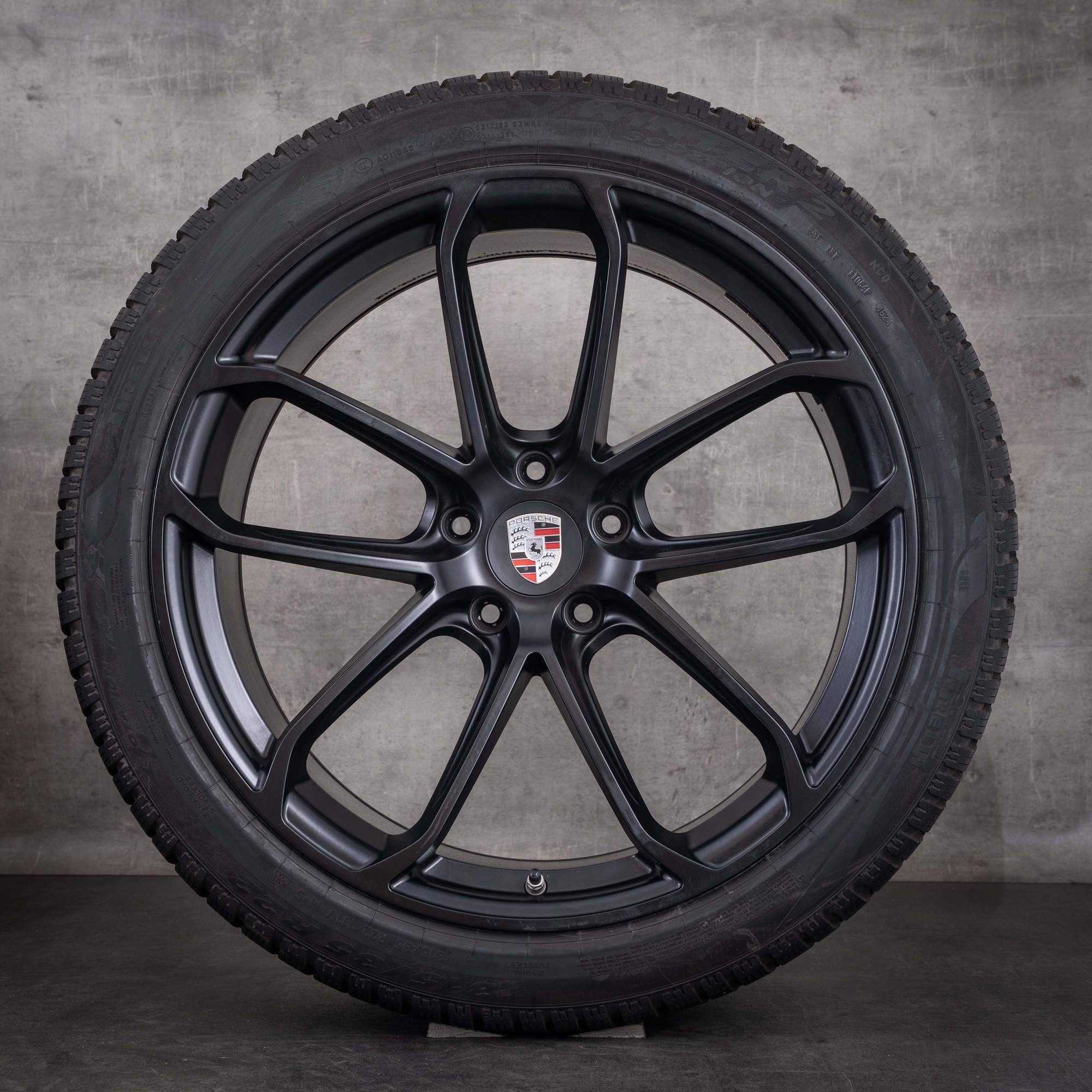 Original Porsche Cayenne Coupe Winterräder 22 Zoll 9YA II E3 Felgen 9Y3601025CC 9Y3601025AP GT Design schwarz matt