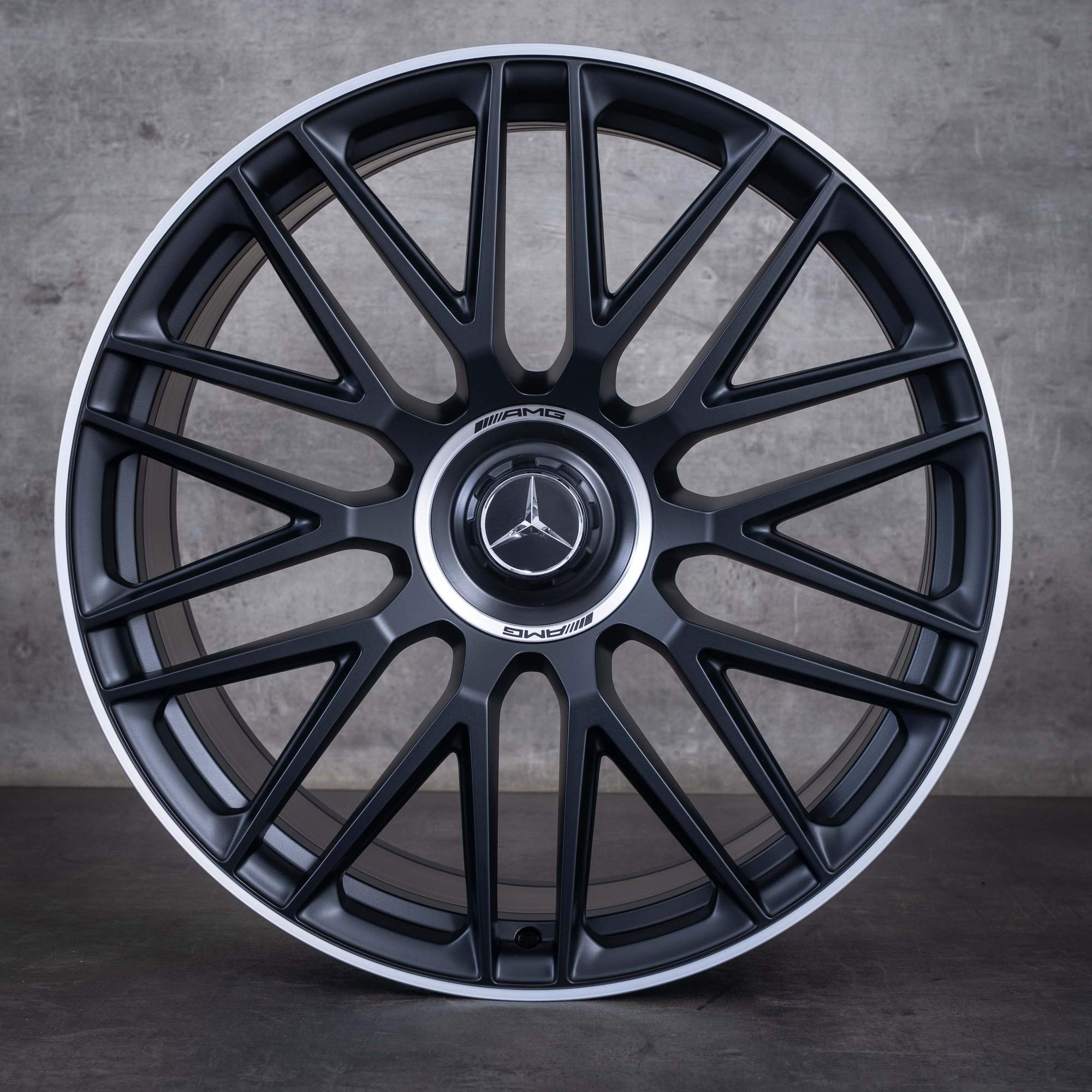 Original Mercedes Benz AMG GT 43 Felgen 21 Zoll C192 A2324012900 A1924010600 schwarz matt rand glanzgedreht NEU