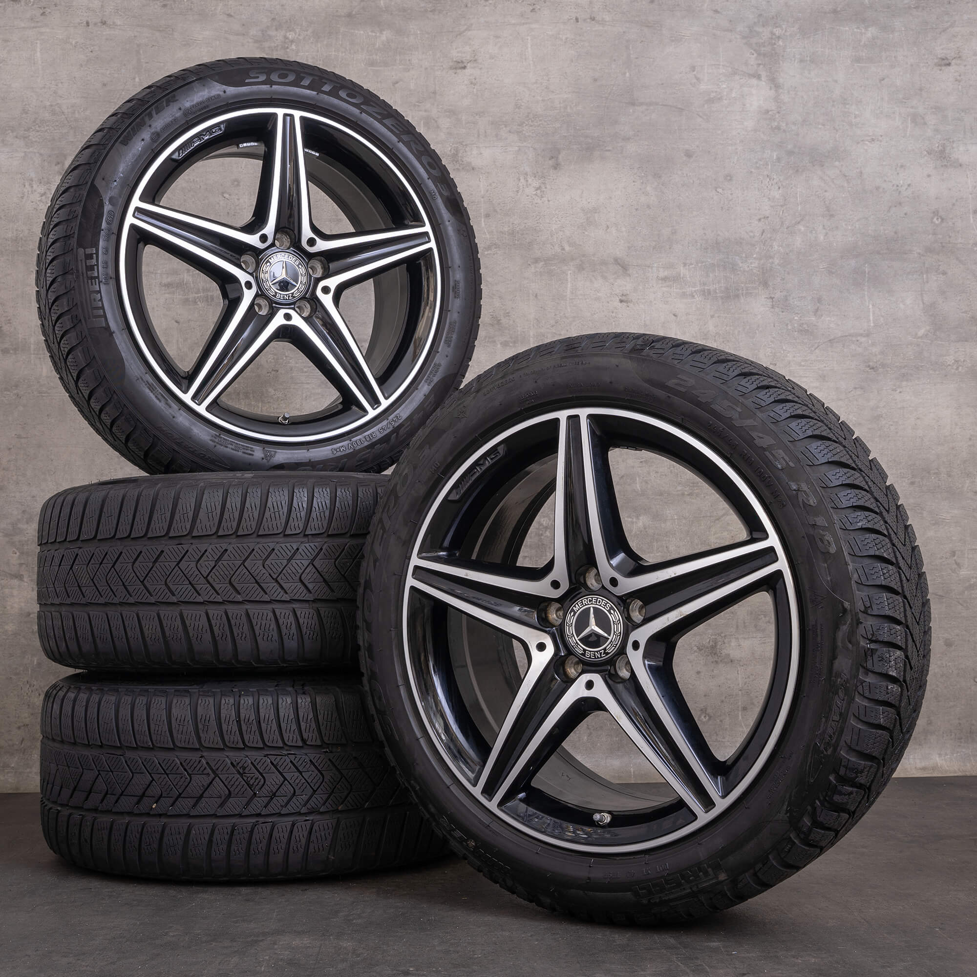 Alkuperäiset Mercedes Benz E-sarjan AMG talvirenkaat 18 tuuman W213 S213 A238 C238 E300 vanteet A2134011800 A2134011900 musta kiillotettu