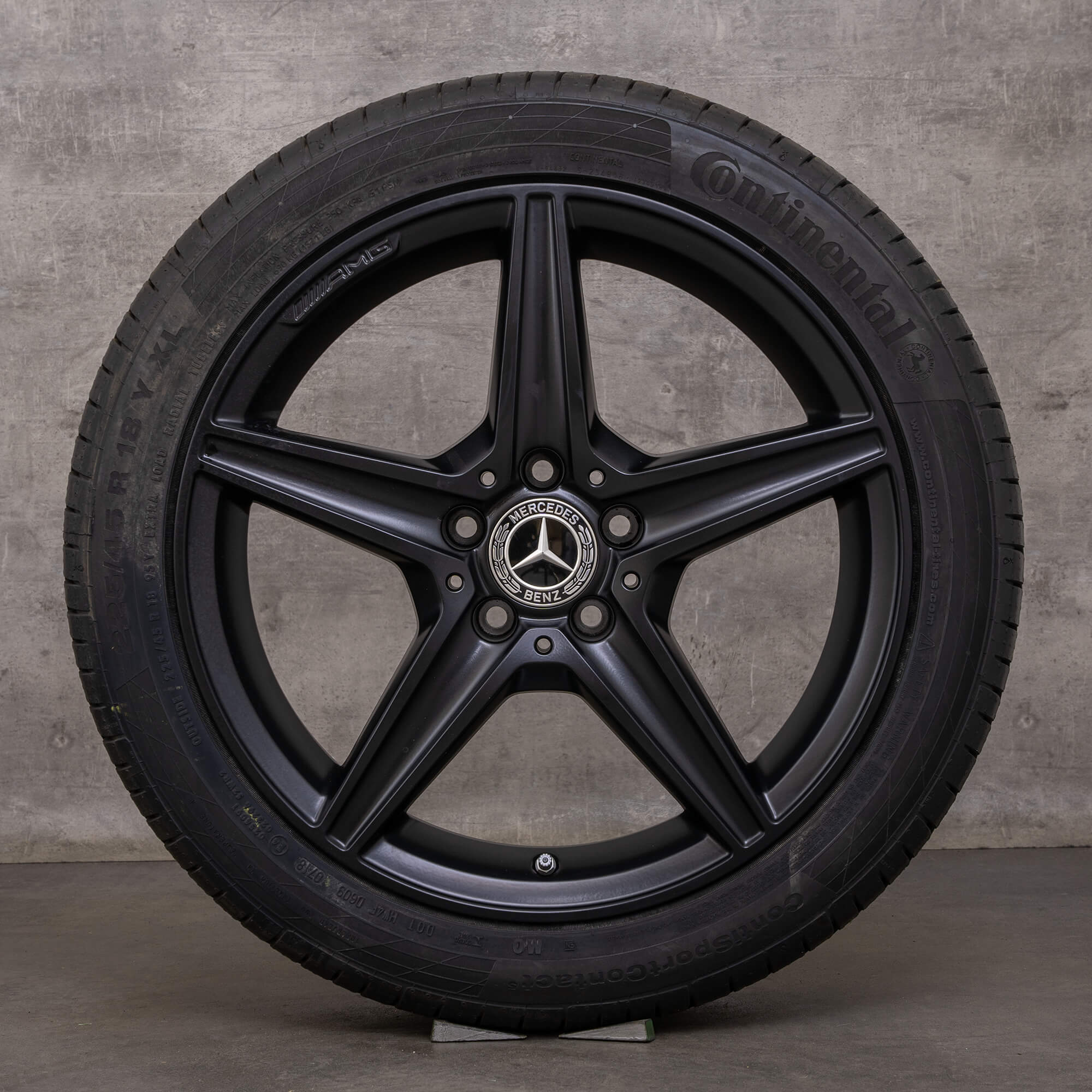Original Mercedes Benz Classe C AMG Jantes 18 pouces W205 S205 C205 A205 Sommerrder A2054011100 noir satiné