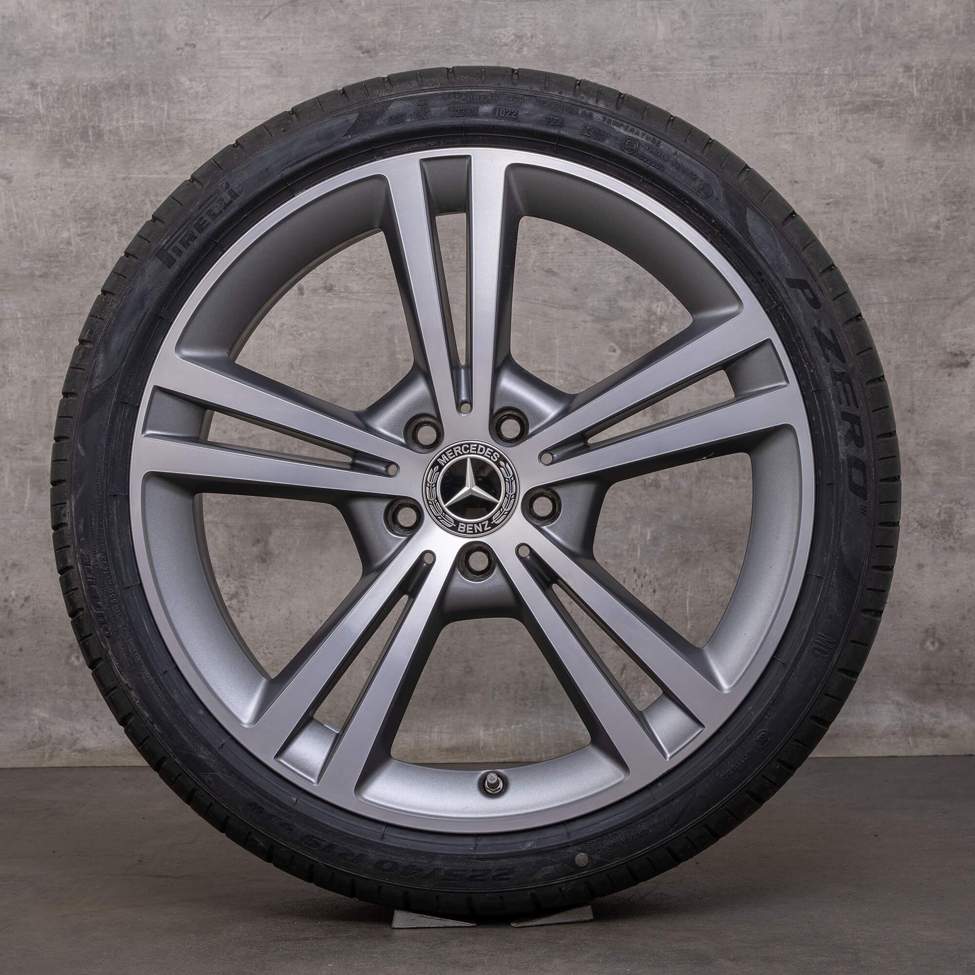 Alkuperäiset Mercedes Benz A B-sarja CLA vanteet 19 tuuman W177 V177 W247 W118 C118 X118 kesäpyörät A1774010800 himalaya harmaa matta kiillotettu