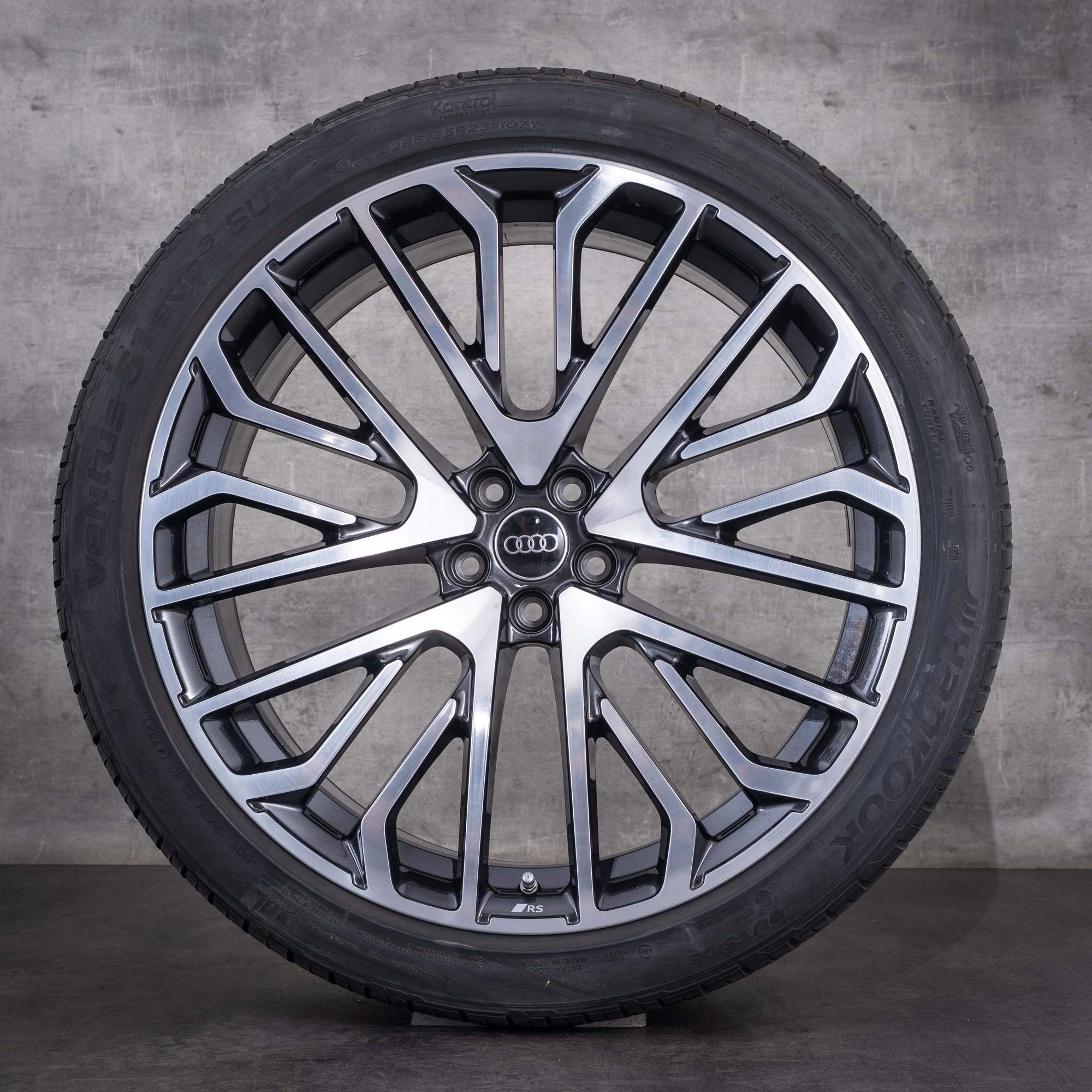 Original Audi Q8 SQ8 Felgen 23 Zoll 4M8 Sommerräder 4M8601025BN granit glanzgedreht