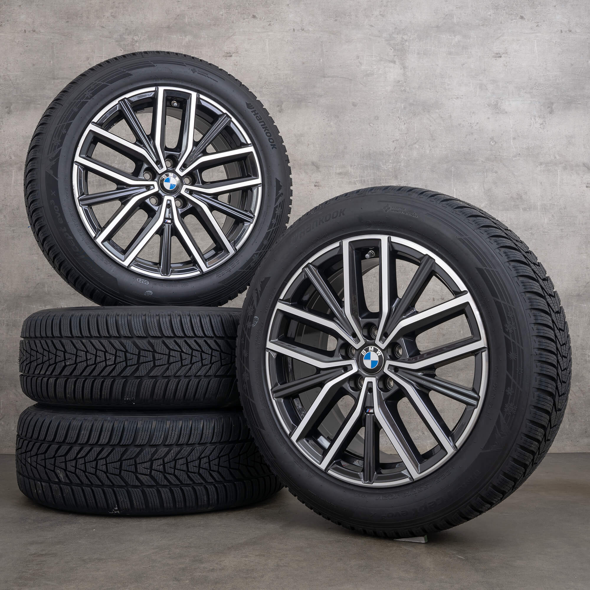 Original BMW X1 iX1 X2 iX2 Winterräder 18 Zoll U11 U10 Felgen Styling 838 M 6891179 midnight grey glanzgedreht