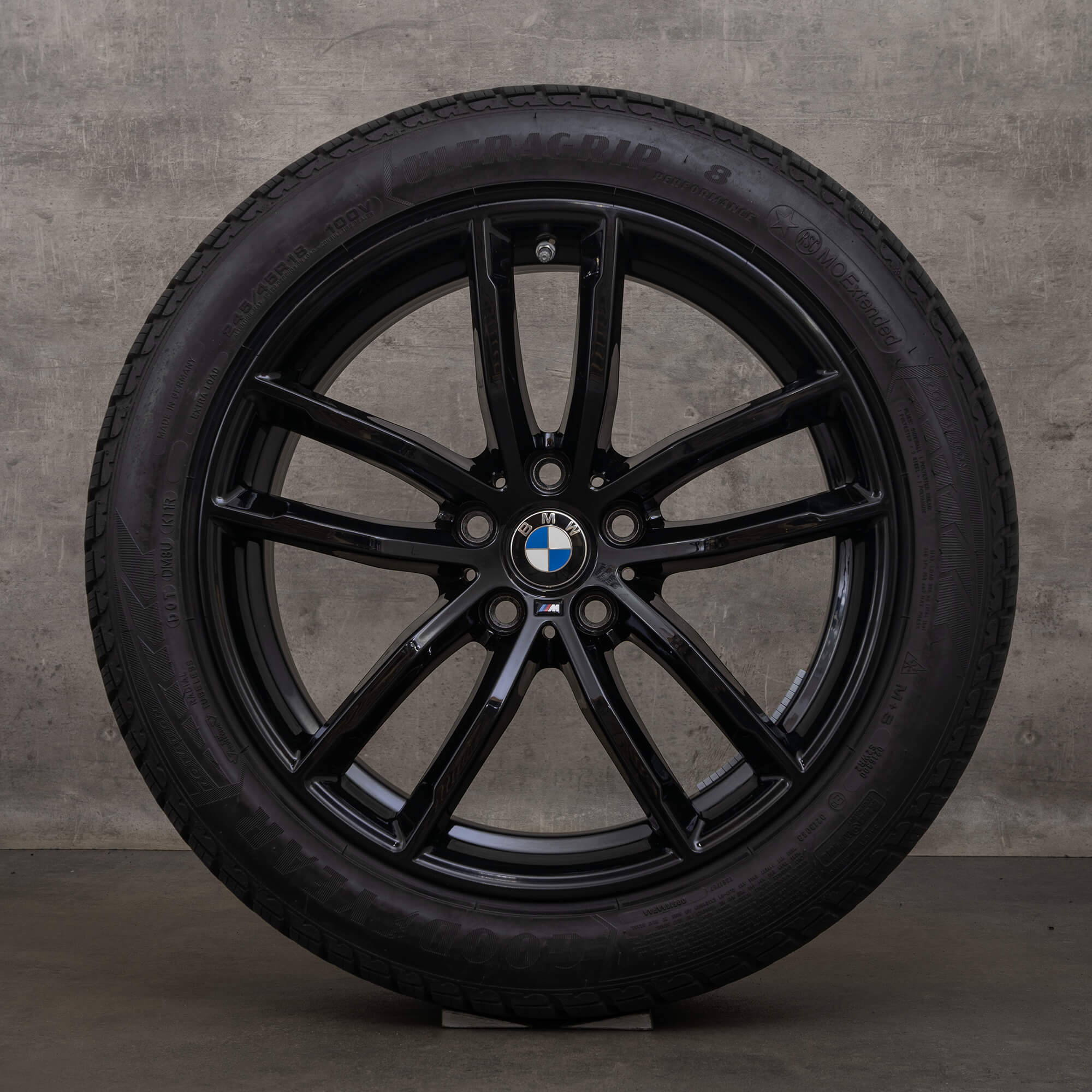 Original BMW 5er 8er Felgen 18 Zoll G30 G31 G14 G15 G16 Winterräder 8747407 Styling 662 M schwarz