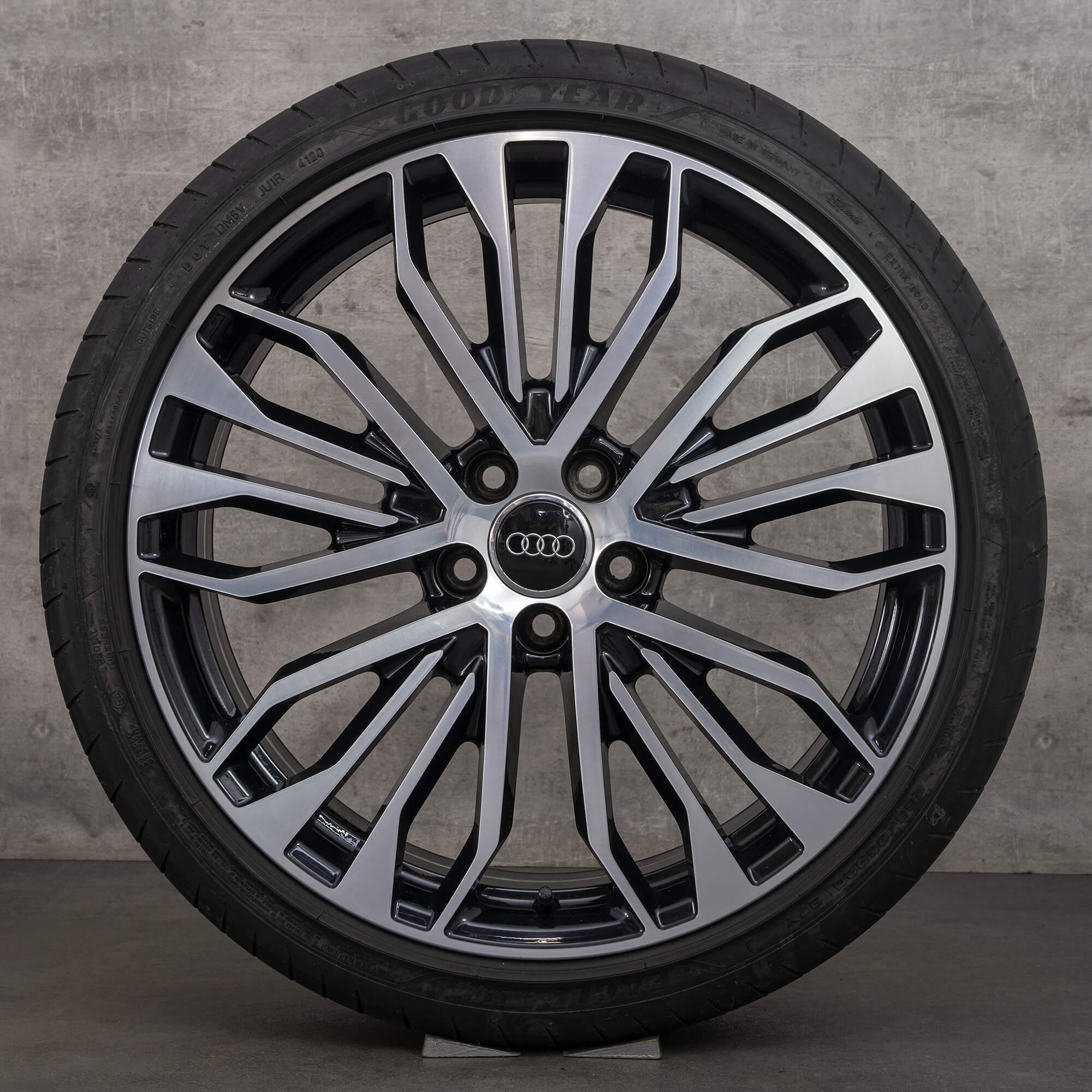 Audi A6 S6 4G C7 Sommerräder 20 Zoll Competition Felgen Sommerreifen 4G0601025CR