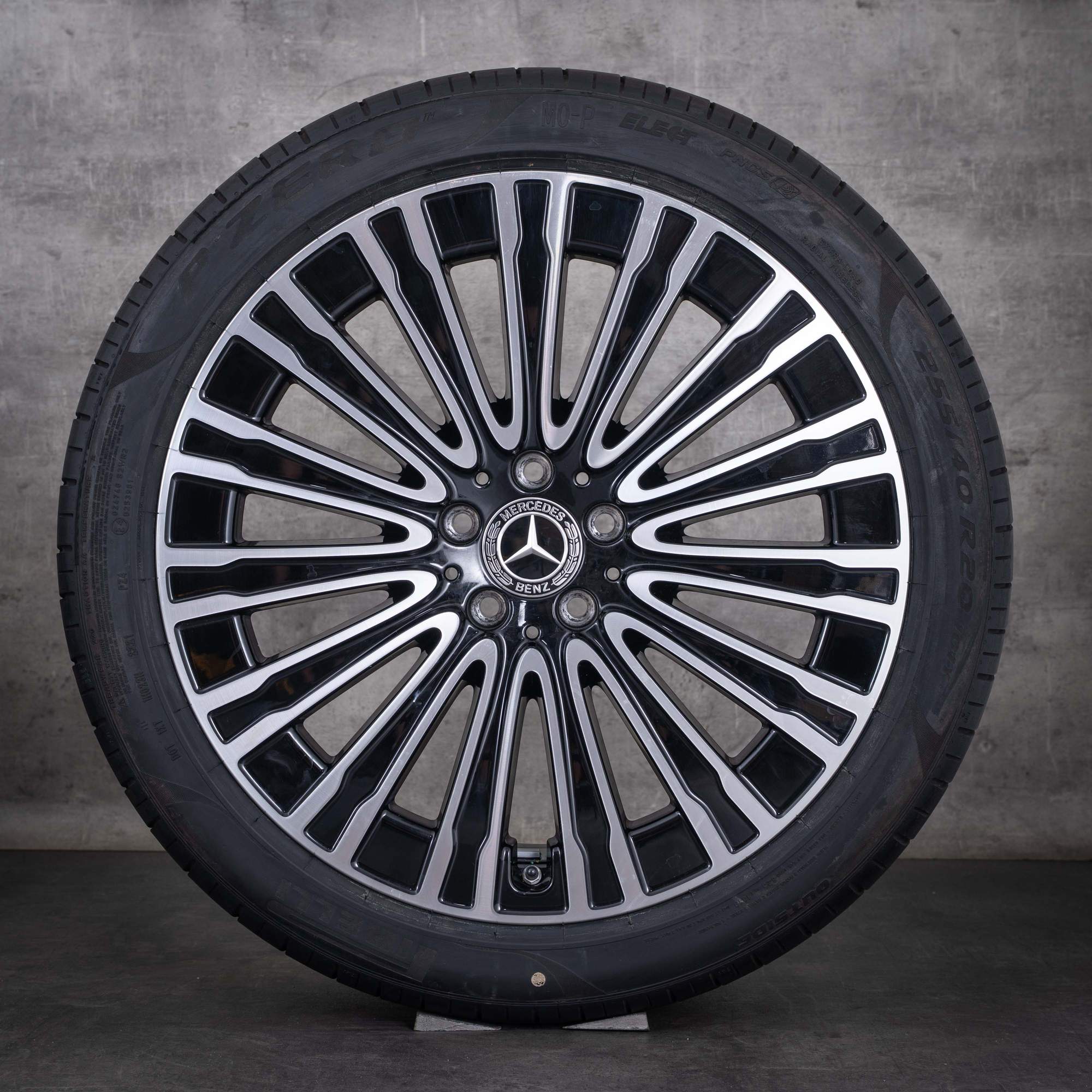 OEM Mercedes-Benz EQE 20inch V295 summer wheels A2954011900 Black diamond cut