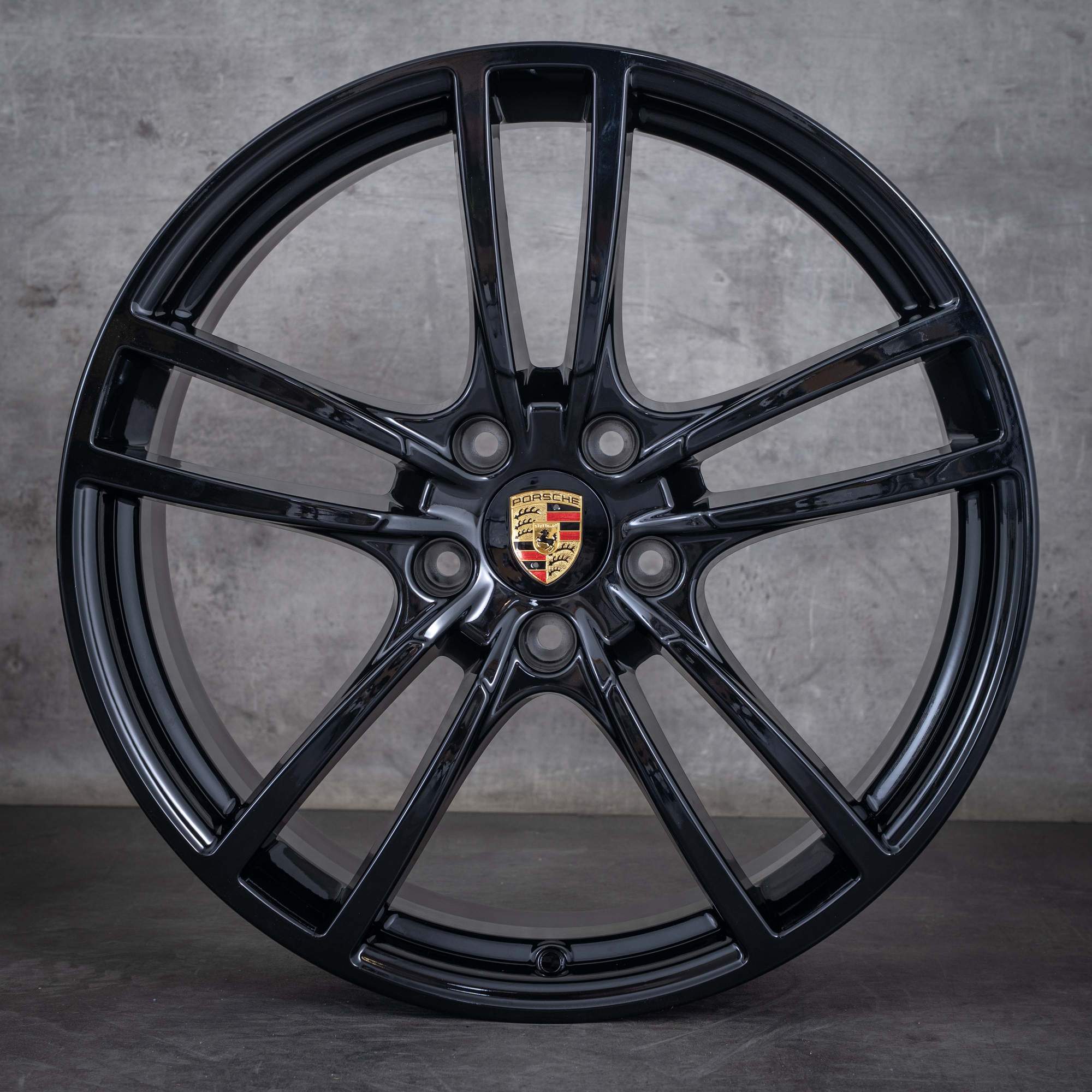 Oryginał Porsche Cayenne 9YA Felgi 21 cali S Turbo Hybryda GTS 9Y0601025AD 9Y0601025AE Design czarny błyszczący