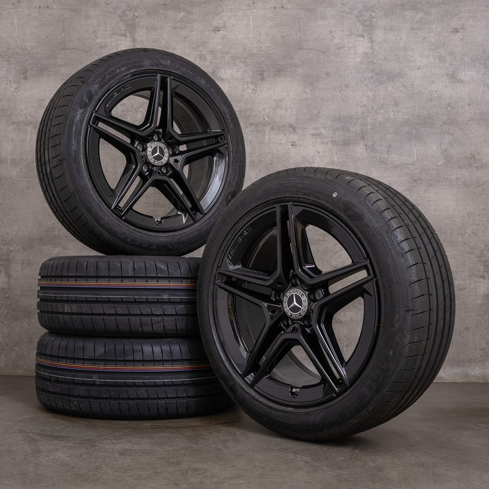 Original Mercedes Benz C-Klasse AMG Felgen 18 Zoll W205 S205 C205 A205 Sommerräder A2054019500 A2054019600 schwarz hochglanz
