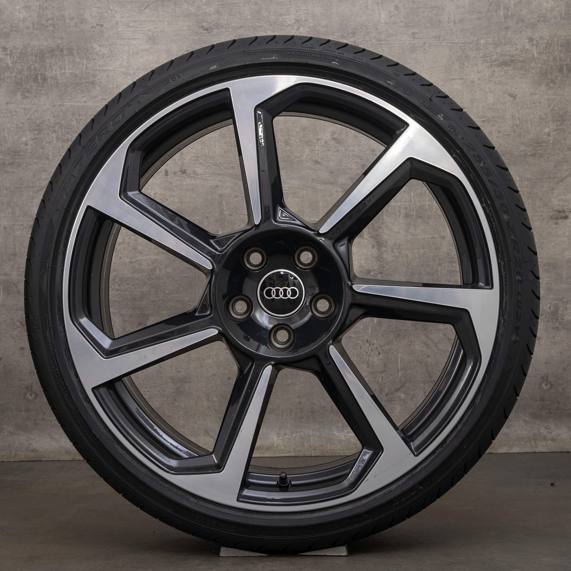 Original Audi TT RS 8S FV 20 inch winter tires Rotor rims