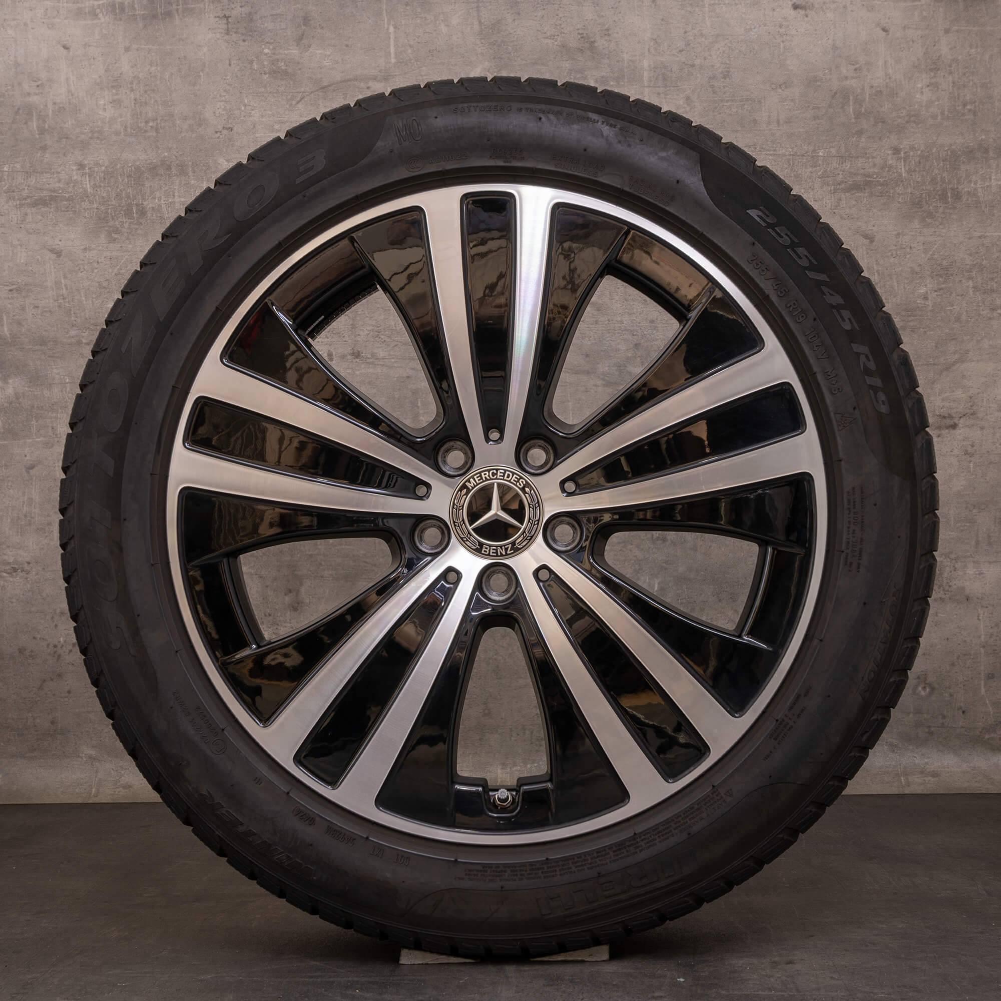 Oryginalne koła zimowe Mercedes Benz EQE 19 cali V295 Felgi A2954011200 czarne polerowane toczone