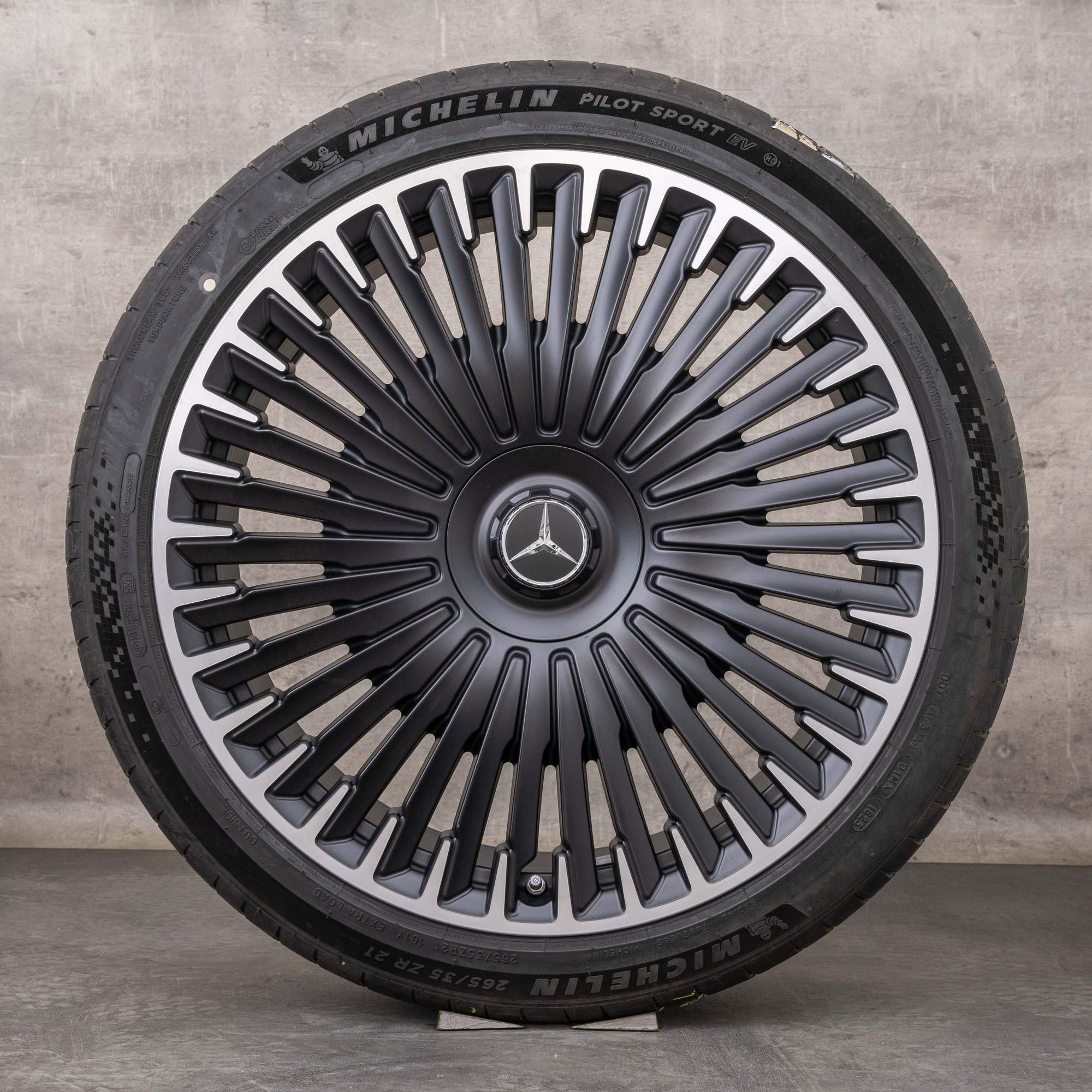 Oryginał Mercedes Benz EQE 43 53 AMG felgi 21 cali V295 koła letnie A2954013100 A2954013200 czarny mat polerowane