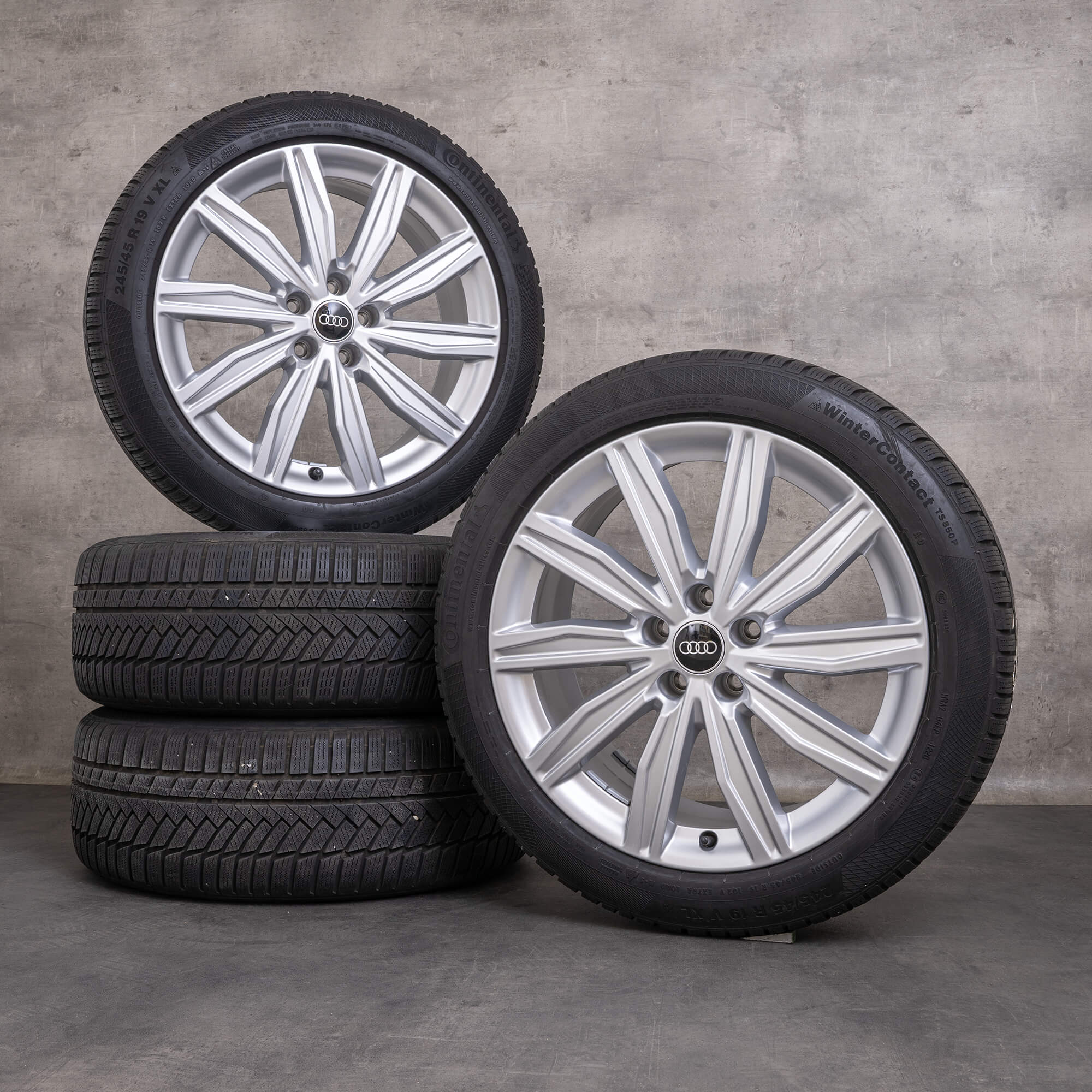 Originali Audi A6 S6 con gomme invernali da 19 pollici 4K C8 cerchi 4K0601025M dynamic silver