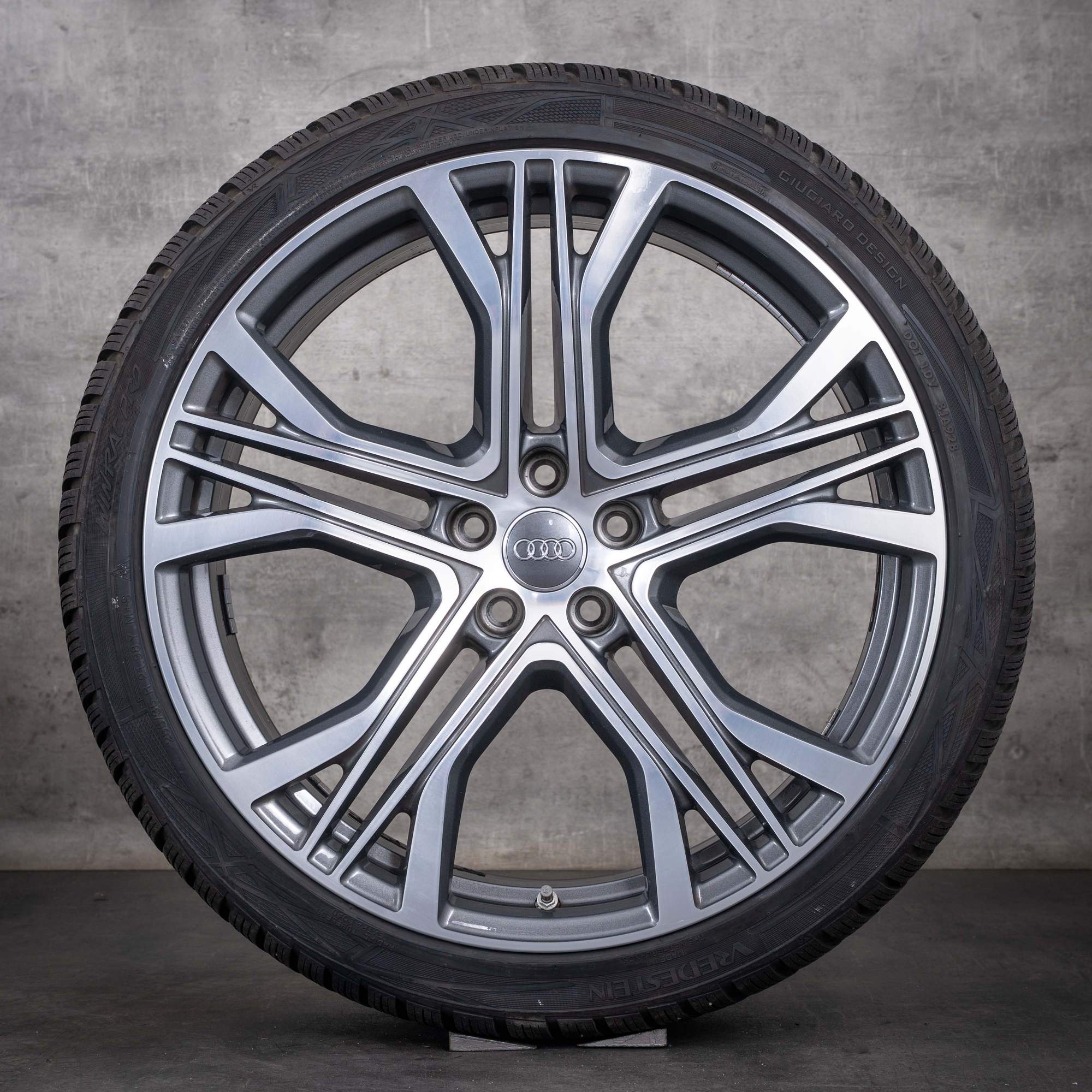 Original Audi A7 S7 Winterräder 21 Zoll 4K C8 Felgen 4K8601025AA granitgrau front polished