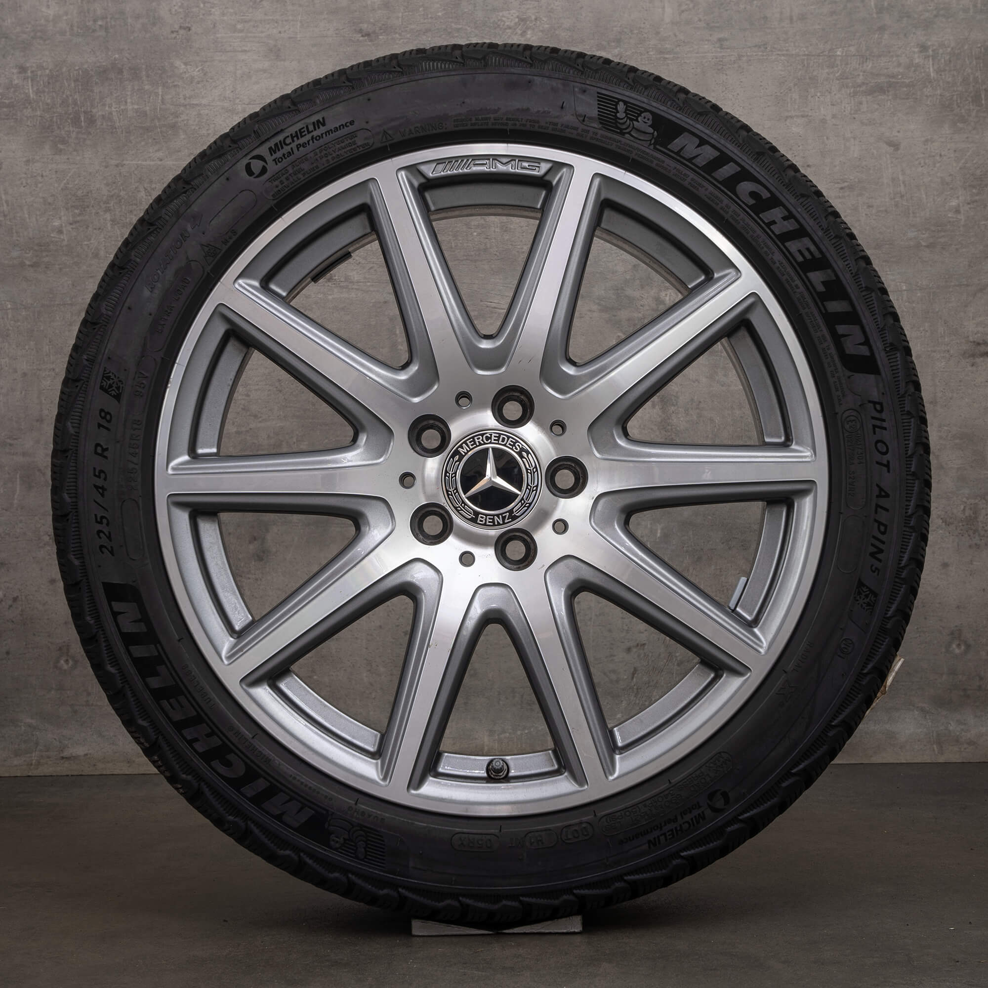Rodas de inverno originais Mercedes Benz Classe A CLA AMG 18 polegadas A45 & S W177 35 e 45 C118 jantes A1774013900 cinza Himalaya alto brilho