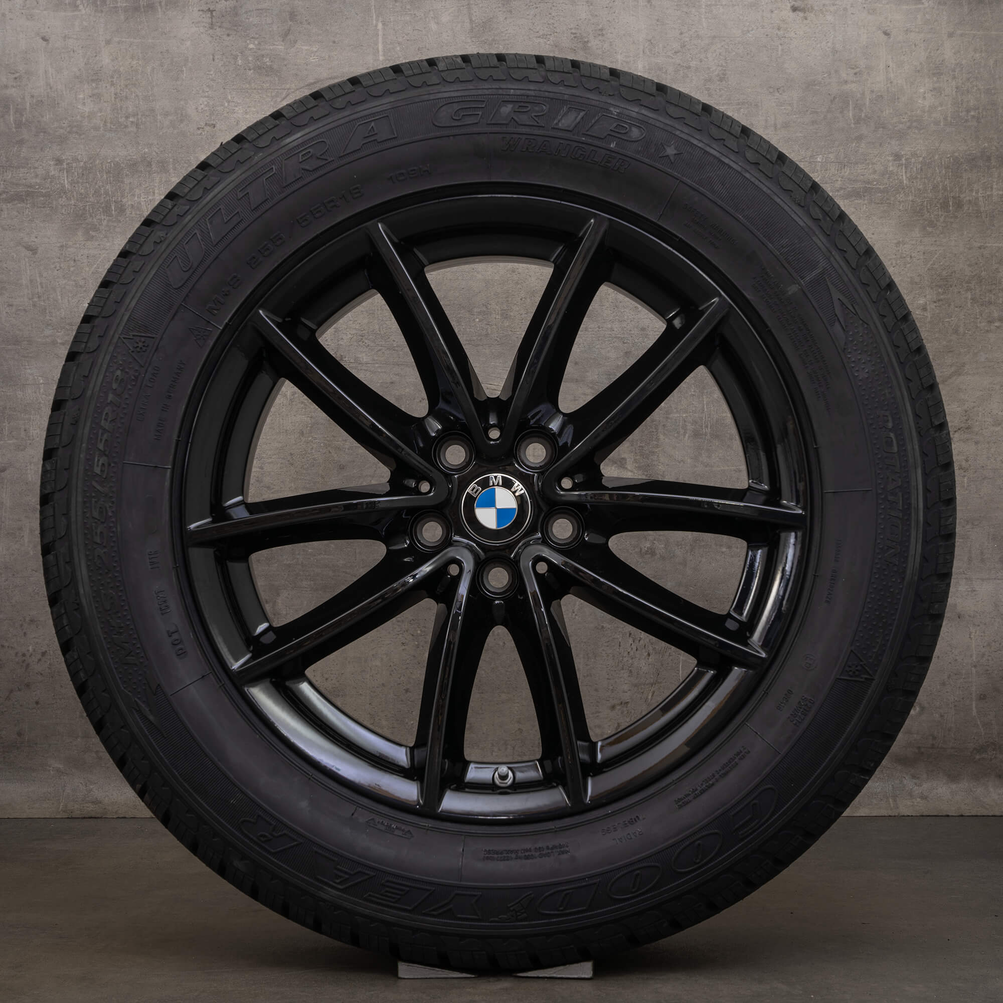 Oryginalne opony zimowe BMW X5 G05 X6 G06 18 cali felgi 618 6880684 czarne