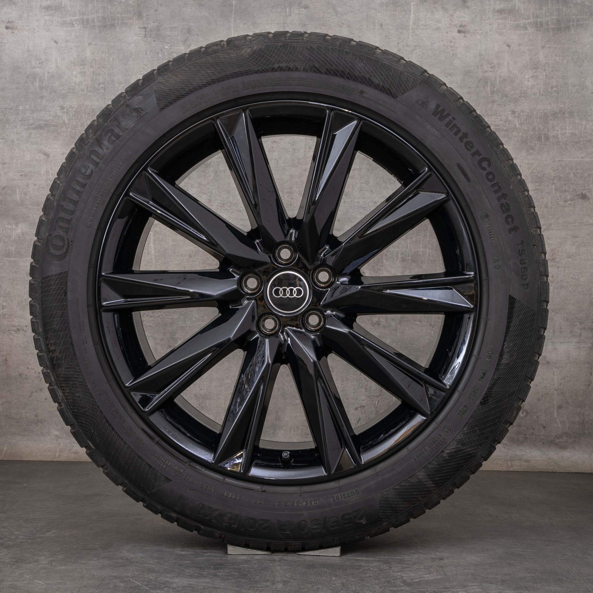 Original Audi e-tron Q8 Winterräder 20 Zoll GE Felgen Lamina 4KE071490 schwarz glanz