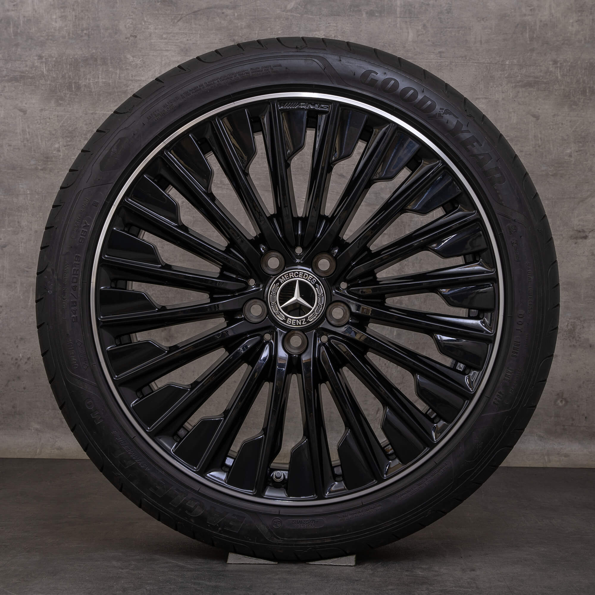 Oryginalne felgi Mercedes Benz CLE AMG 19 cali C236 A236 koła letnie A2364011900 A2364012000 czarne polerowane toczone