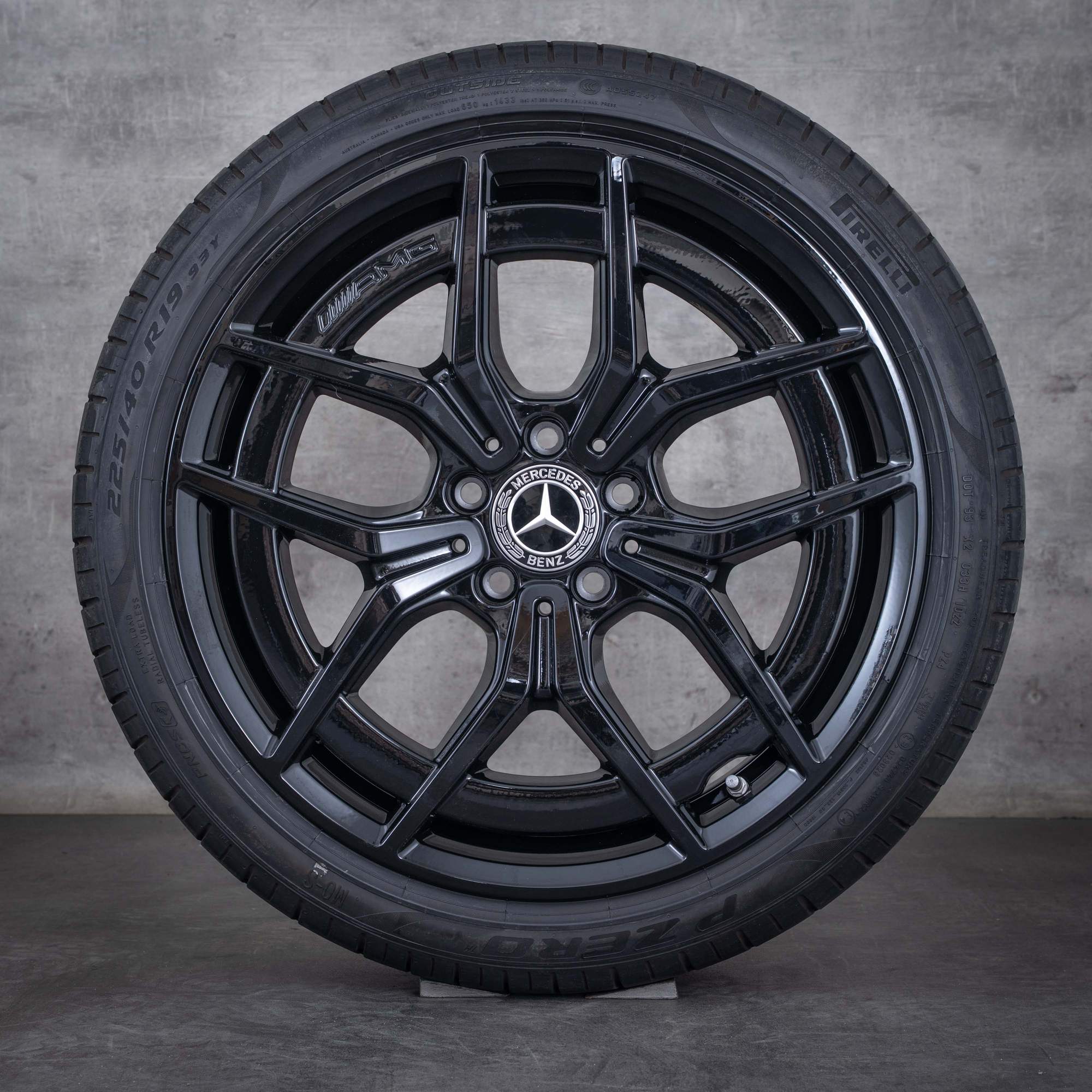 Alkuperäiset Mercedes Benz C-sarjan AMG-vanteet 19 tuuman W206 S206 kesäpyörät A2064016700 A2064016800 musta kiiltävä