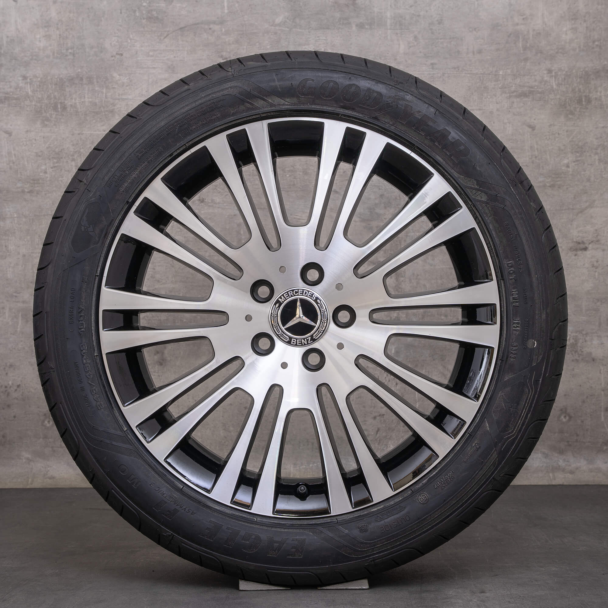Original Mercedes Benz V-Klasse Felgen 18 Zoll 639 Vito Viano Sommerräder A6394012602 schwarz glanzgedreht NEU