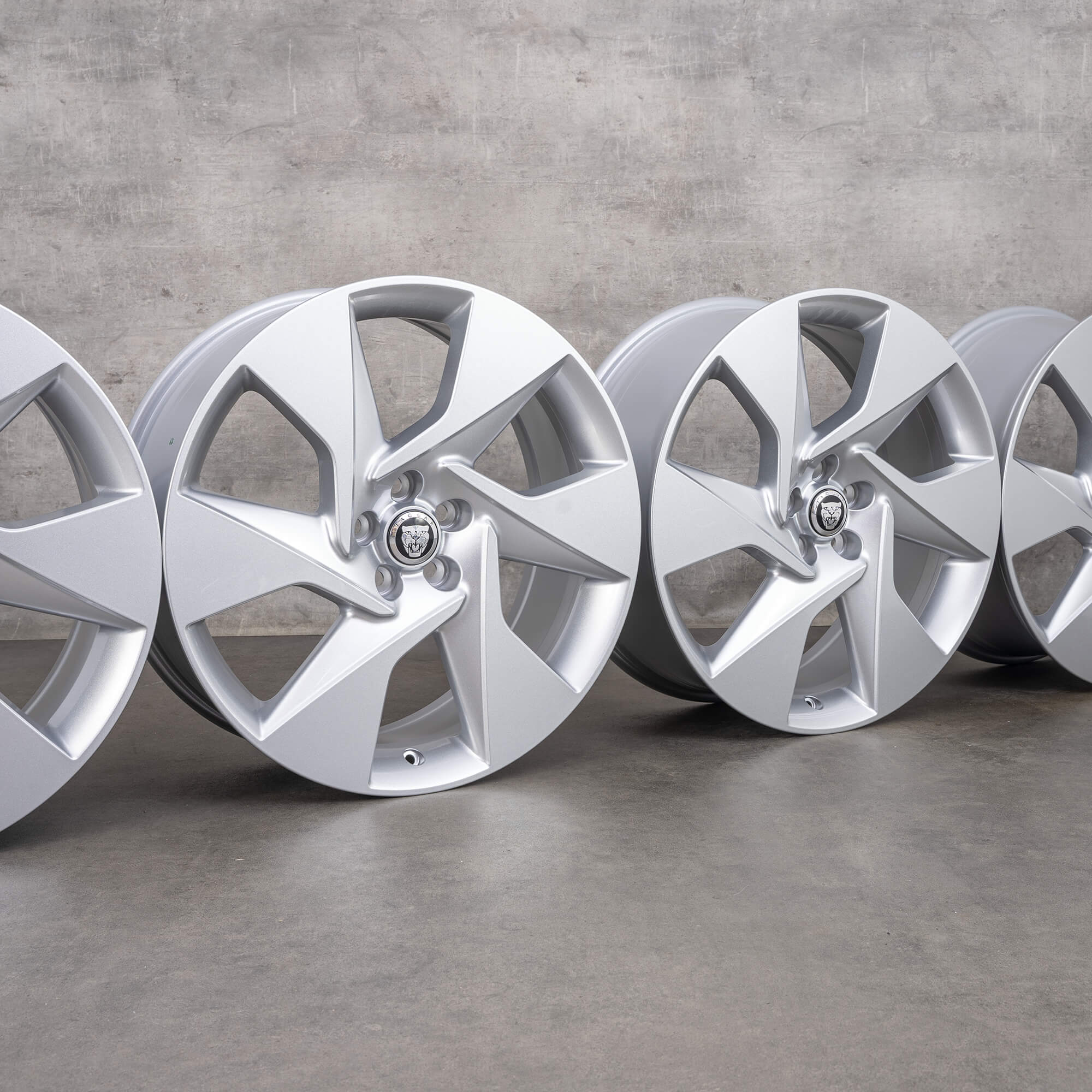Oryginalne felgi Jaguar 20 cali I-Pace aluminiowe obręcze stylizowane 6007 J9D3-BC-SS srebrne NOWOŚĆ