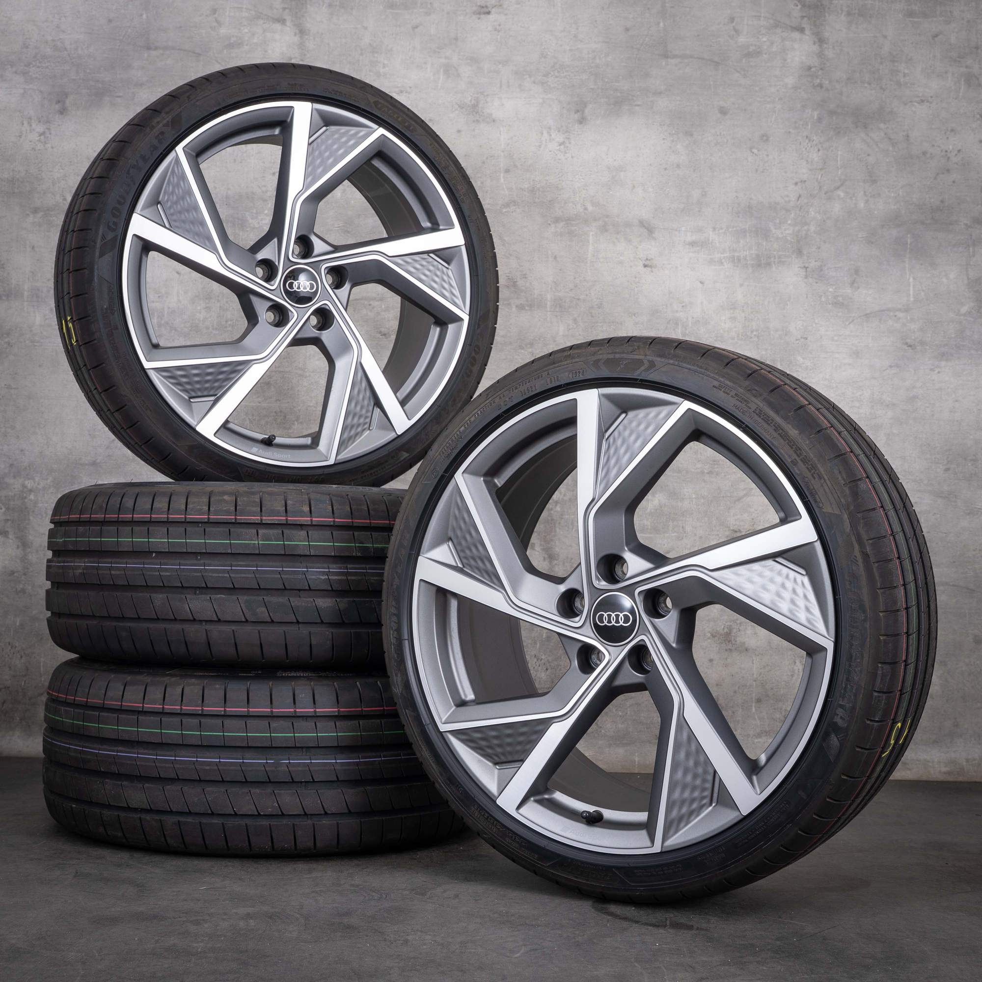 Original Audi A3 S3 Winterräder 19 Zoll 8Y 8V Felgen 8Y0601025Q titan matt glanzgedreht