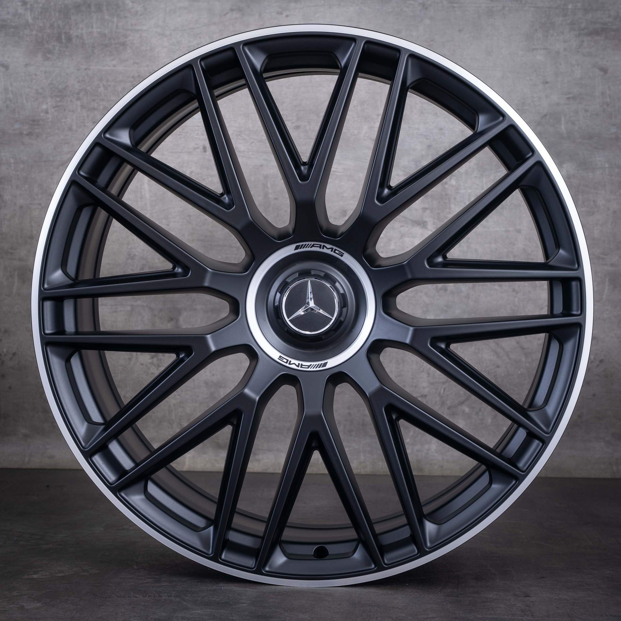 Original Mercedes Benz GLS 63 AMG Felgen 23 Zoll SUV X167 4Matic A1674018500 A1674018600 schwarz matt rand glanzgedreht NEU