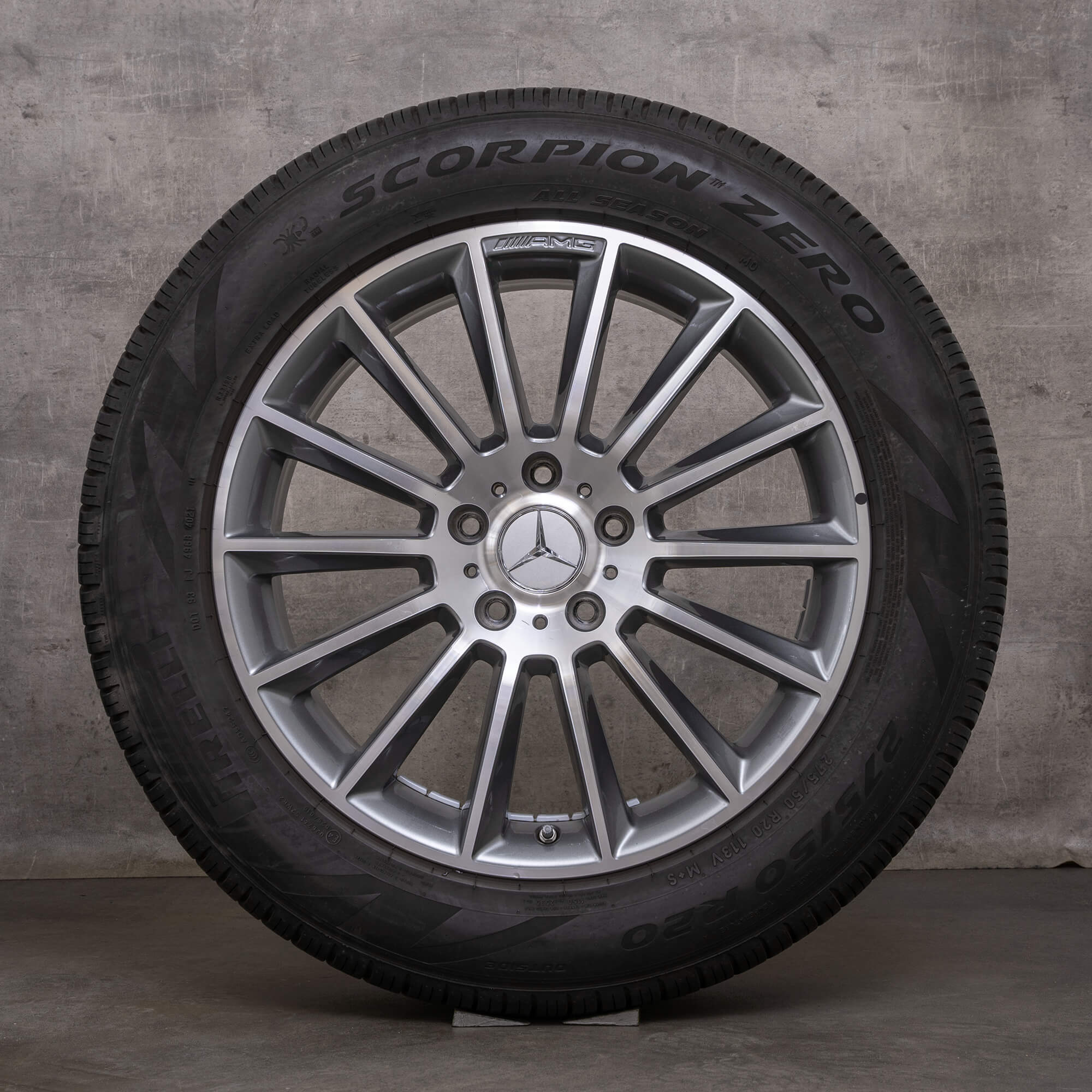 Originele Mercedes Benz G-Klasse AMG wintervelgen 20 inch W463 G350d G400d G500 velgen A4634011700 himalayagrijs glanzend gedraaid