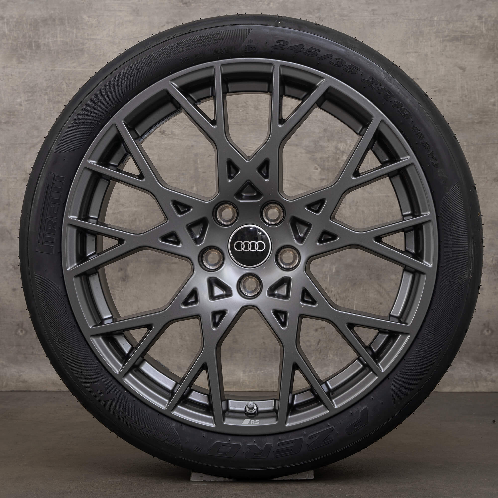 Genuine Audi RS3 cerchi 19 pollici 8Y ruote estive 8Y0601025CK 8Y0601025CL grigio NUOVO