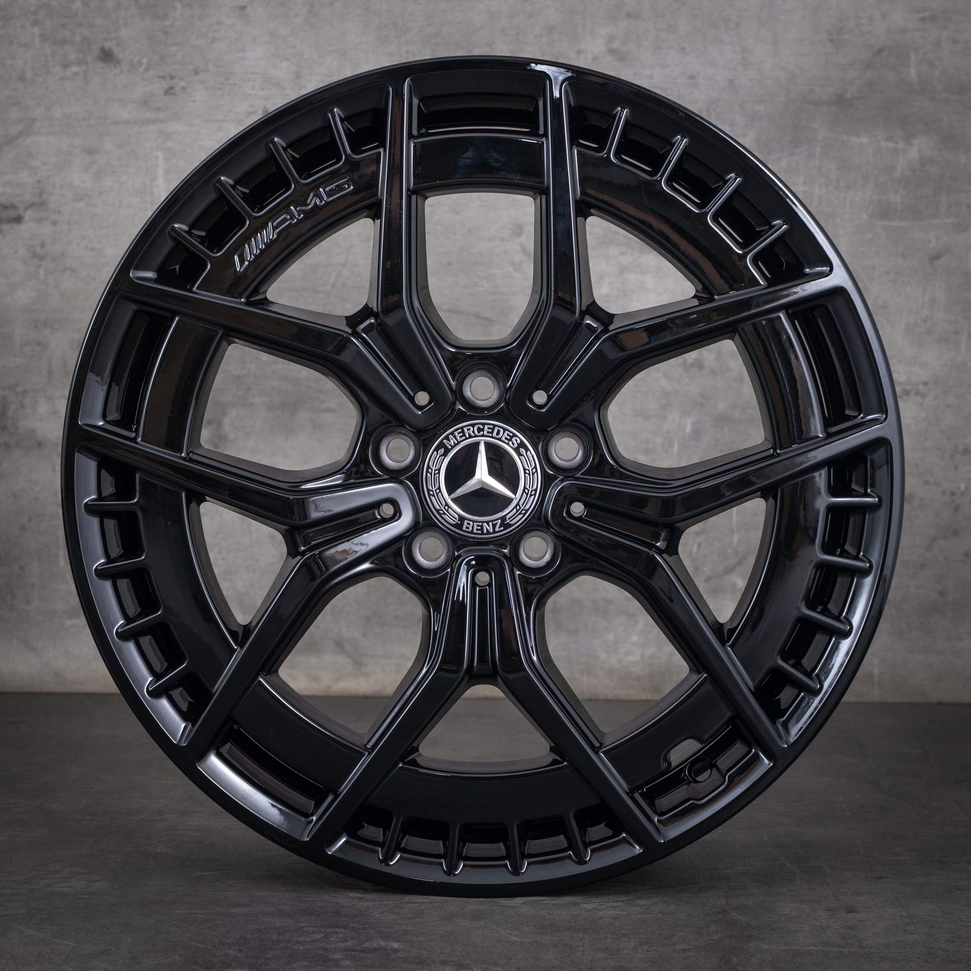 Alkuperäiset Mercedes-Benz EQA EQB AMG -vanteet 19 tuumaa H243 X243 A2434010500 kiiltävä musta