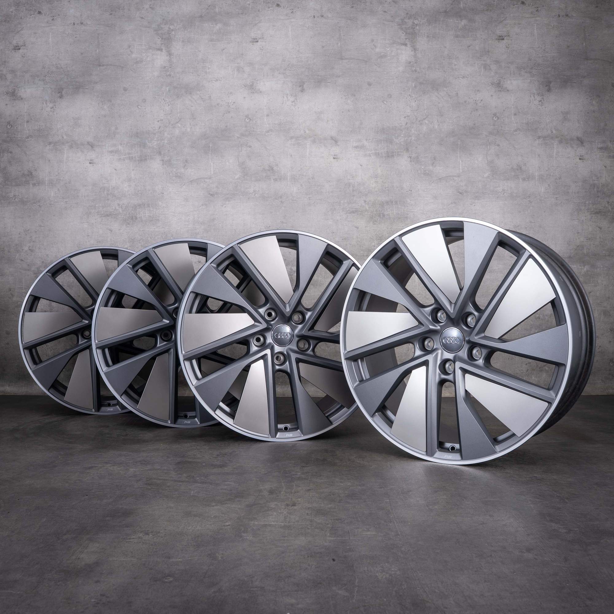 Original Audi e-tron Felgen 21 Zoll GT RS FW Trapezmodul 4J3601025J 4J3601025K titan matt glanzgedreht