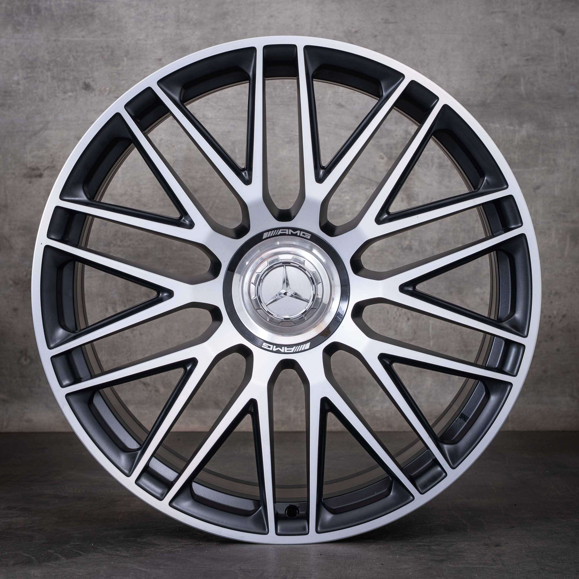 Originale Mercedes-Benz S-Klasse S 63 AMG E Performance-felger 21 tommer V223 A2234012300 A2234012400 matt svart, frontpolert