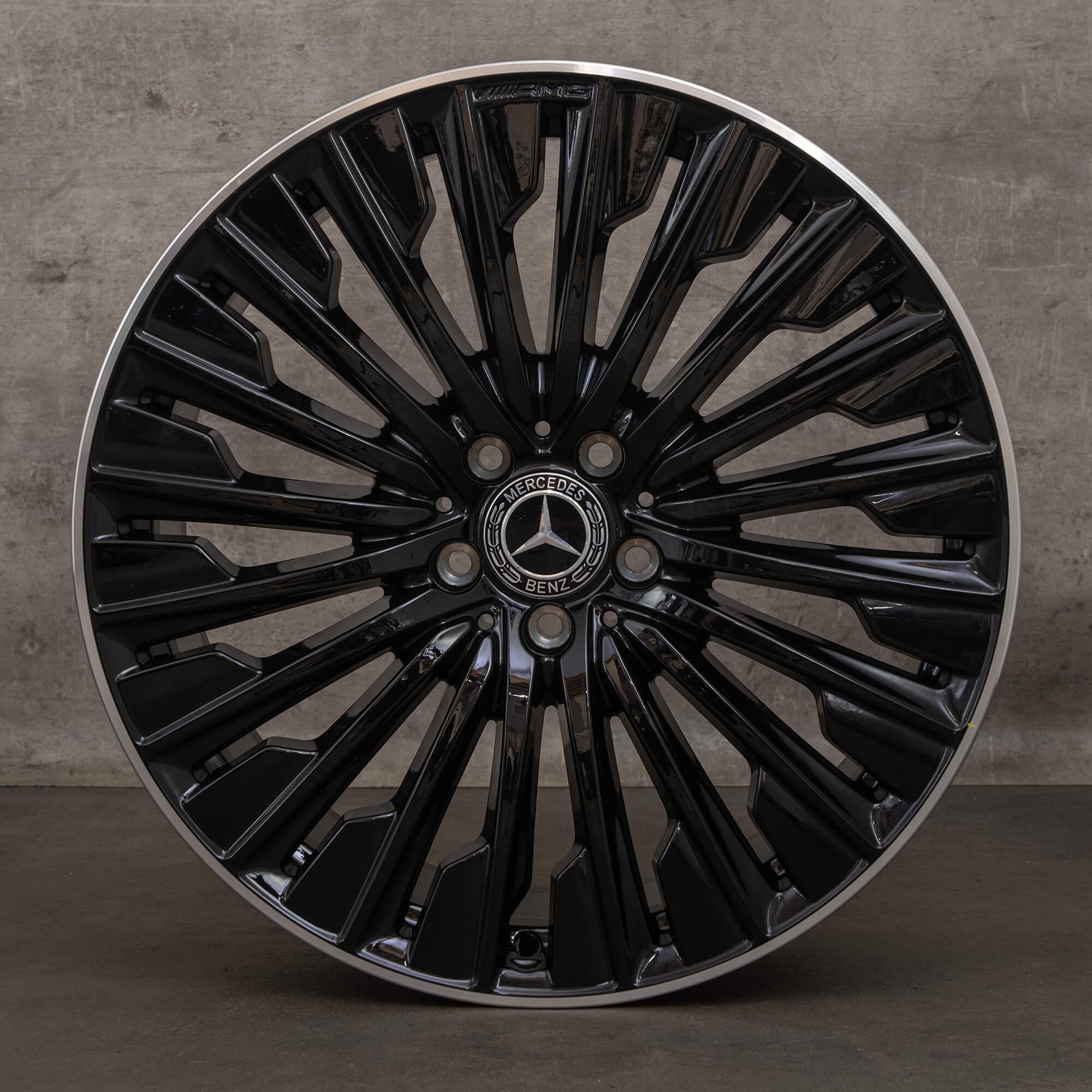 OEM Mercedes Benz E-Class AMG rims 20 inch W214 S214 A2144010500 A2144010600 black high gloss NEW