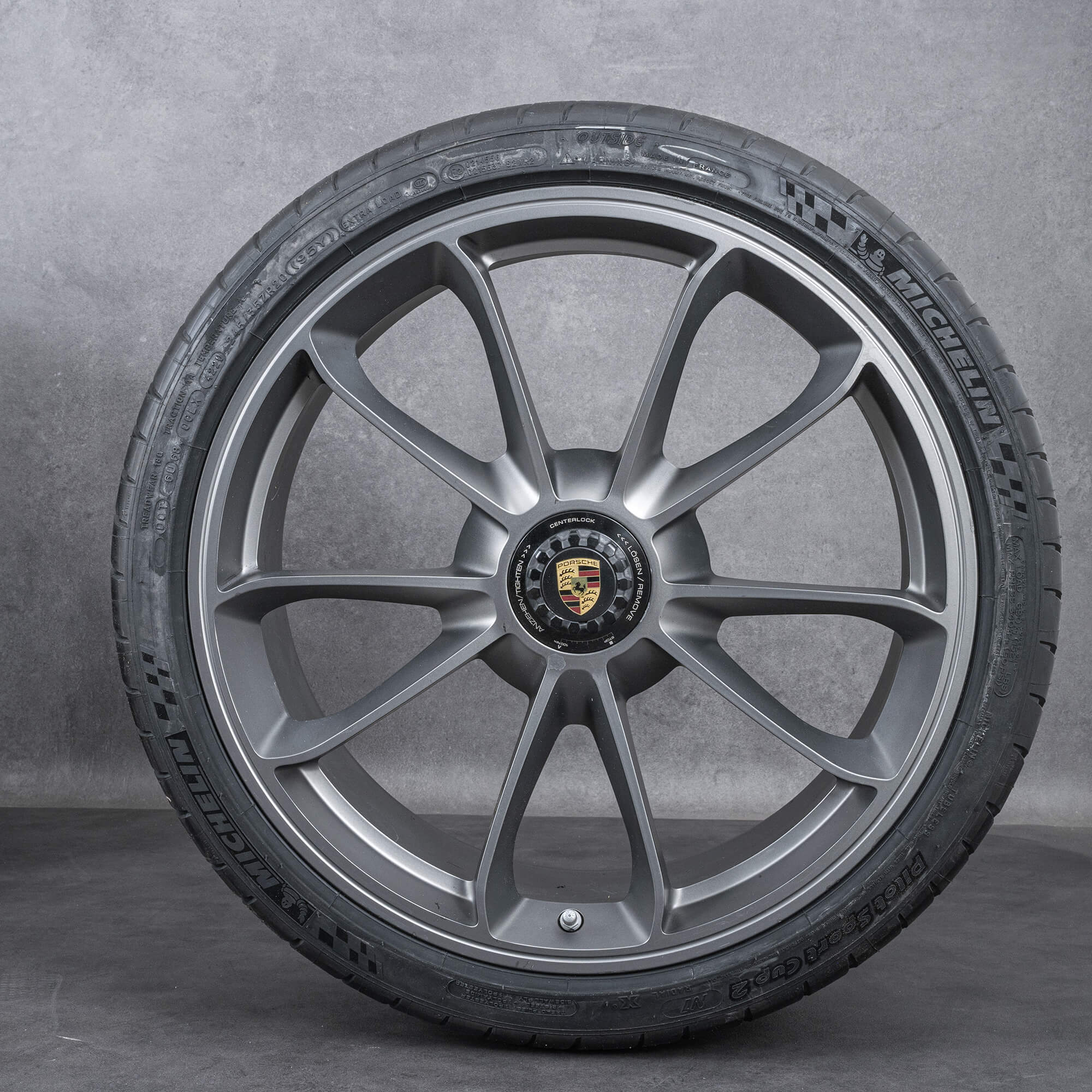 Originální 20 palcové letni pneumatiky Porsche 991 1 & 2 GT3 Platinum 0B5 Nové